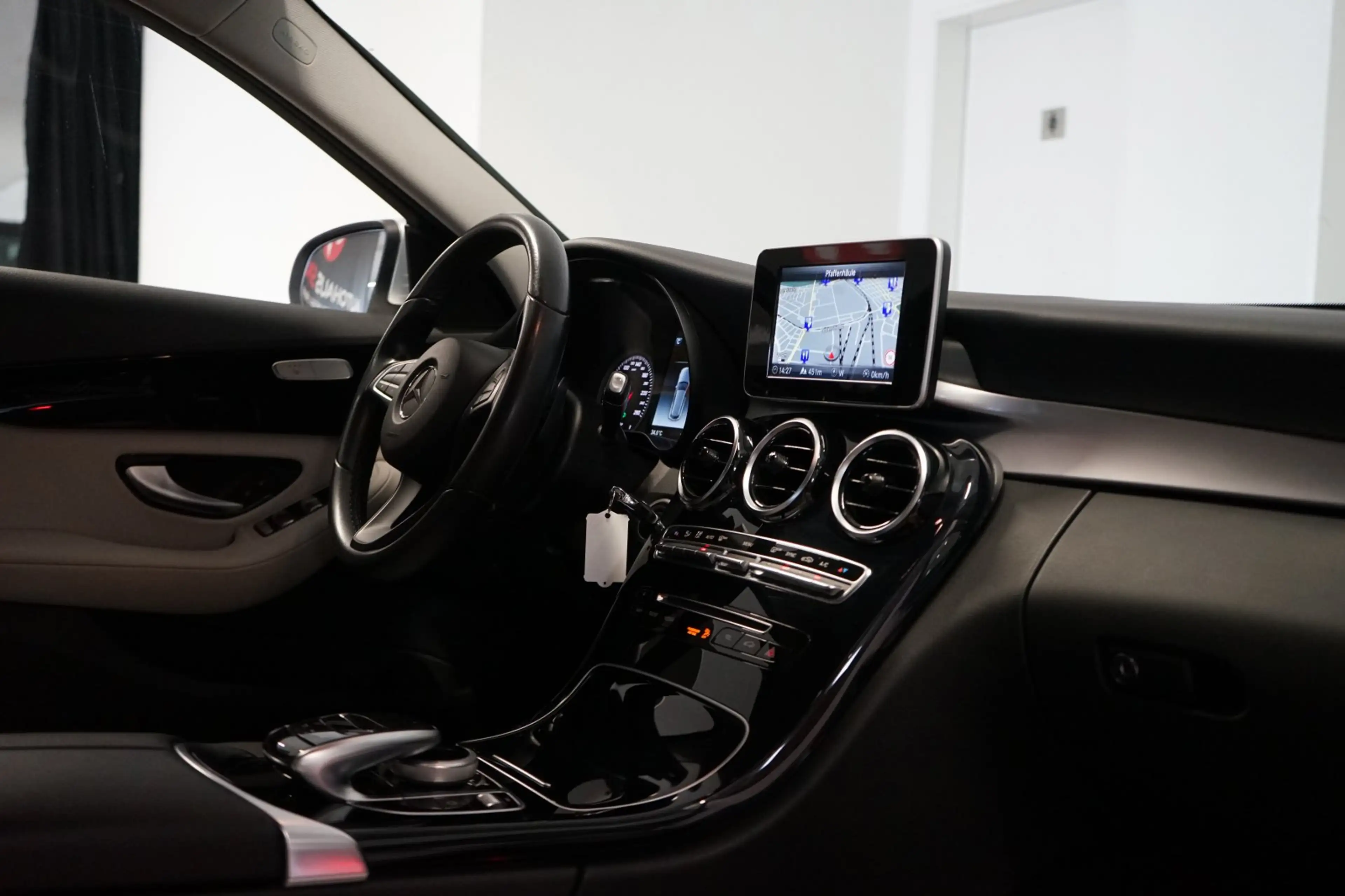 Mercedes-Benz C 200 d T 7G Tronic Plus|LED|NAVI|AHK — photo 12