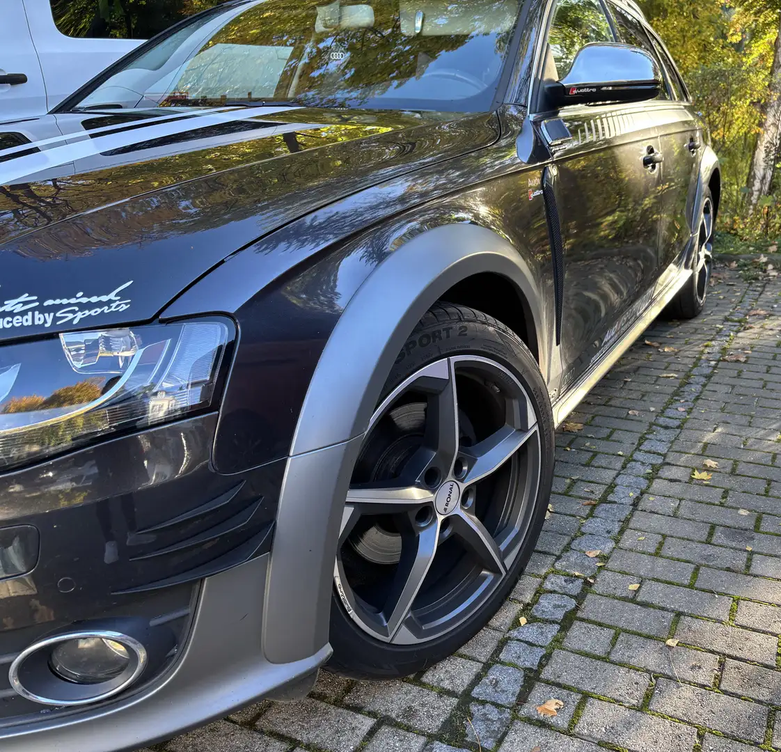 Audi A4 allroad 2.0 TDI (125kW) Grau - 2