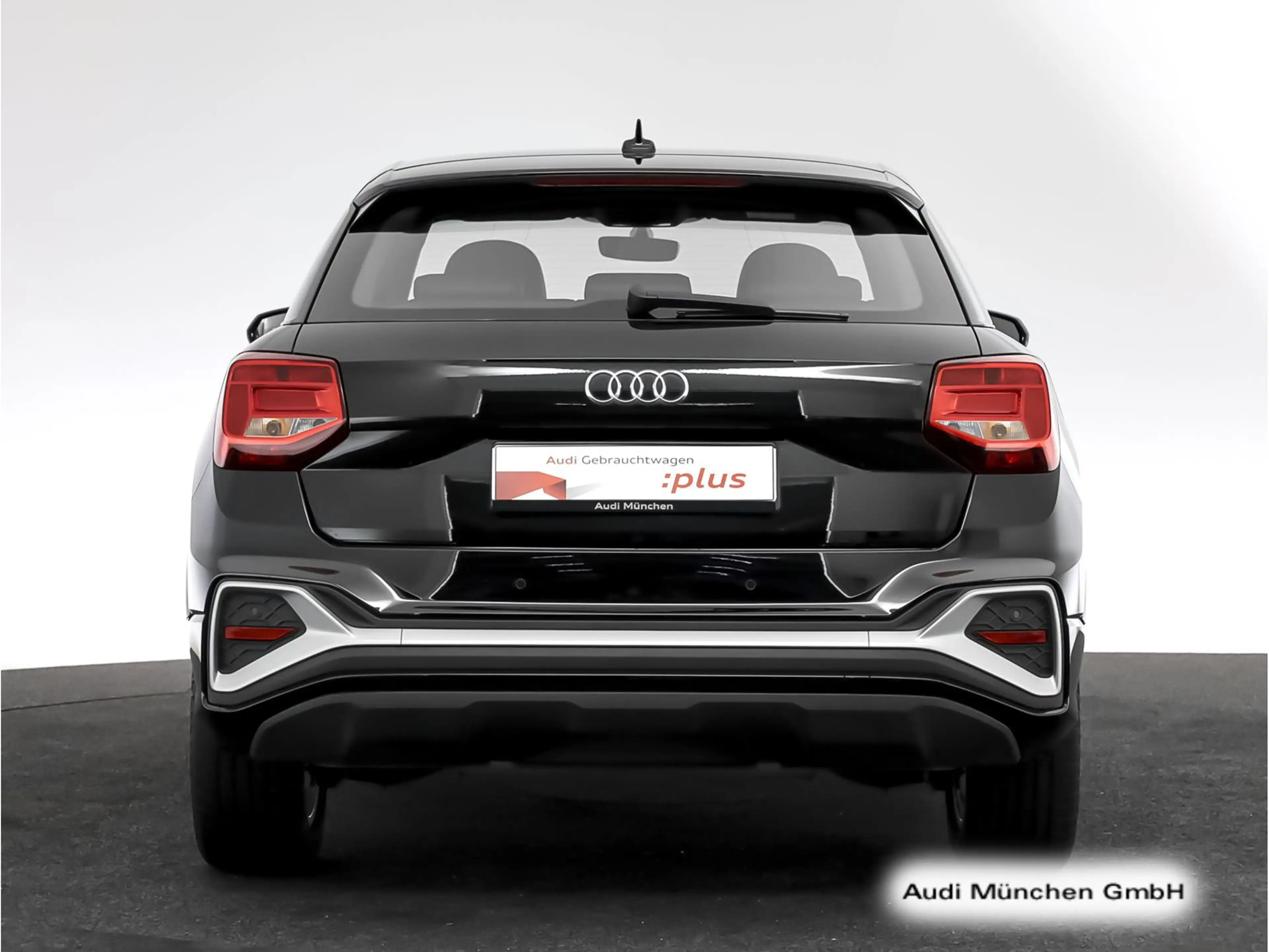 Audi Q2 30 TFSI 2x S line — photo 9