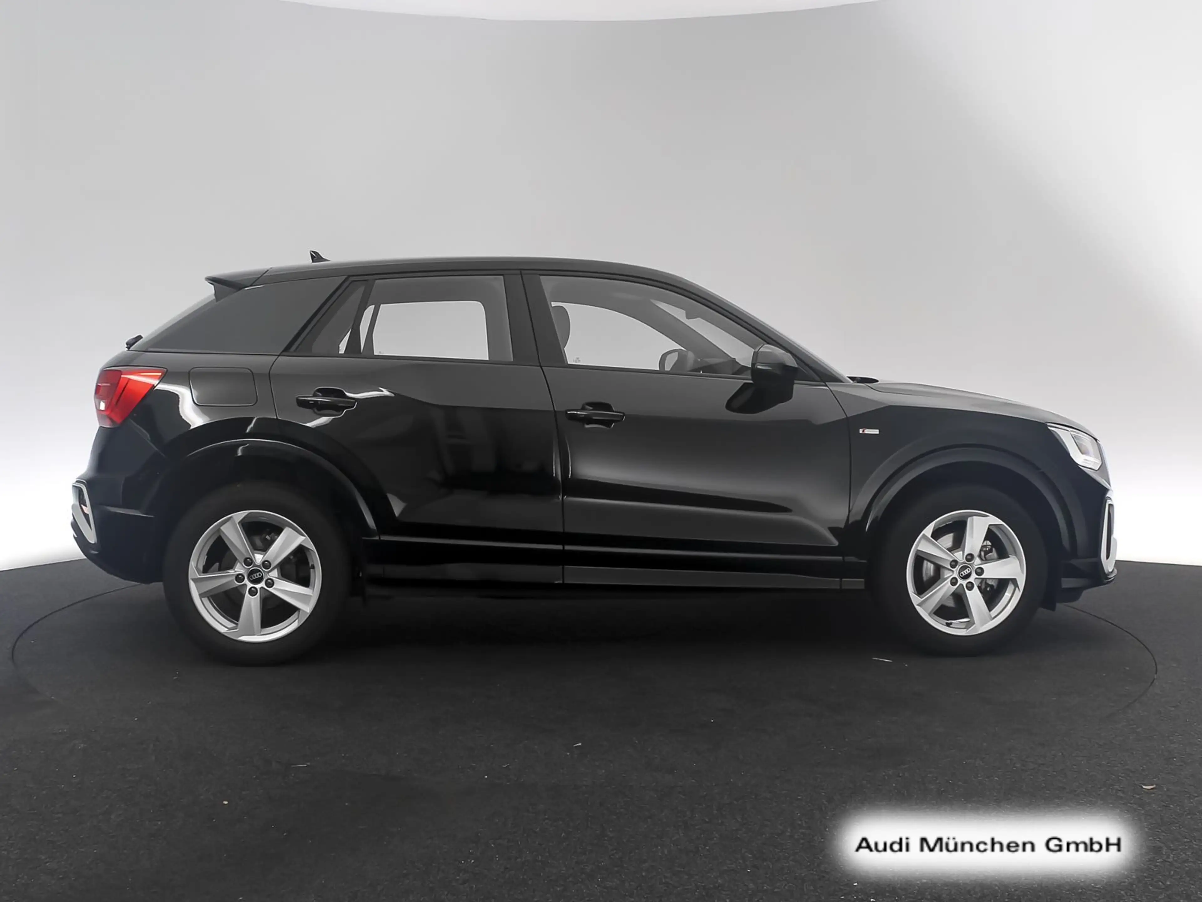 Audi Q2 30 TFSI 2x S line — photo 7