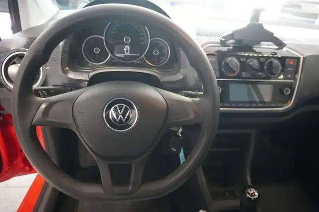 Volkswagen Up! view 11