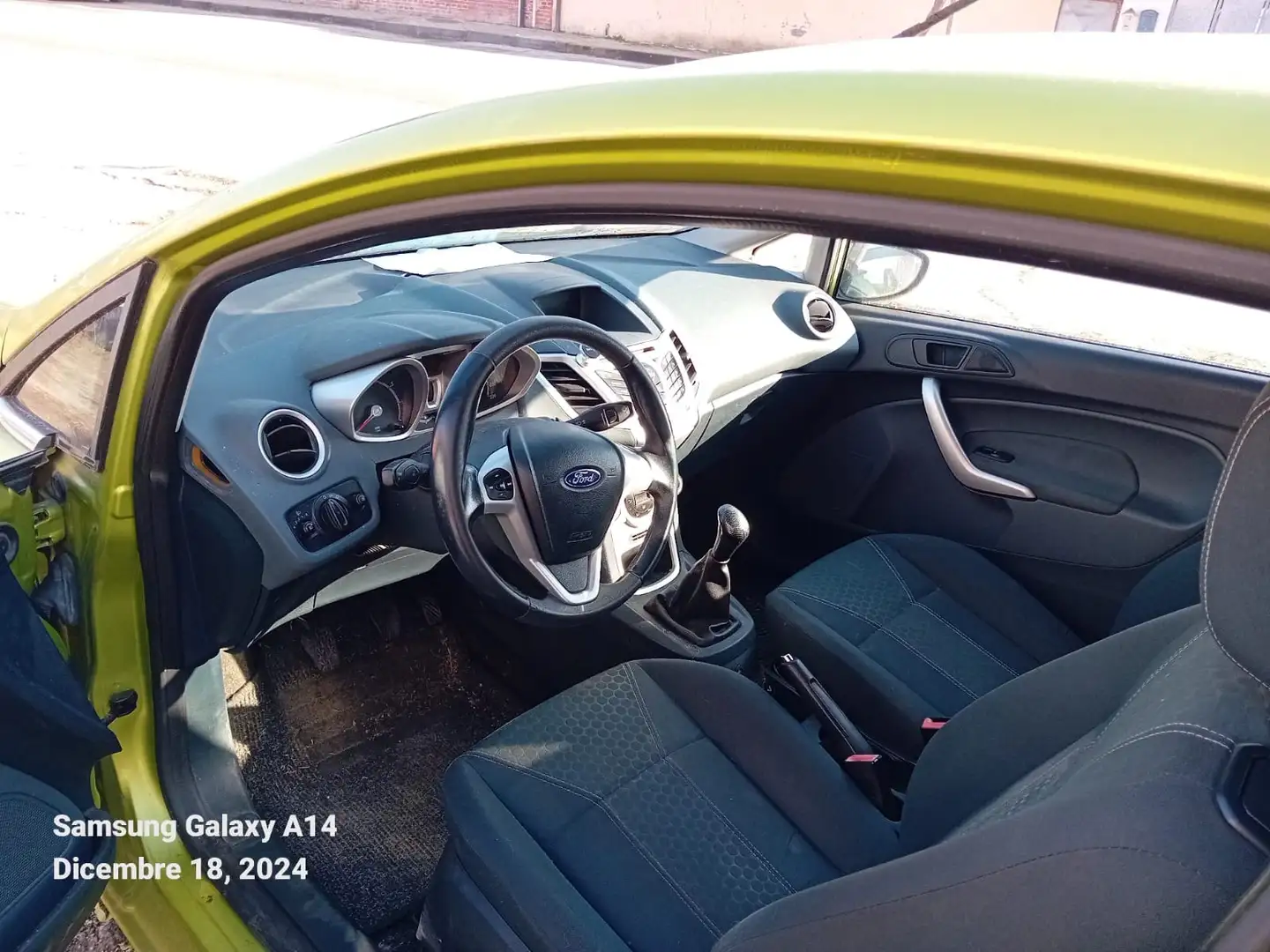 Ford Fiesta Fiesta 3p 1.4 16v Titanium Gpl Verde - 1