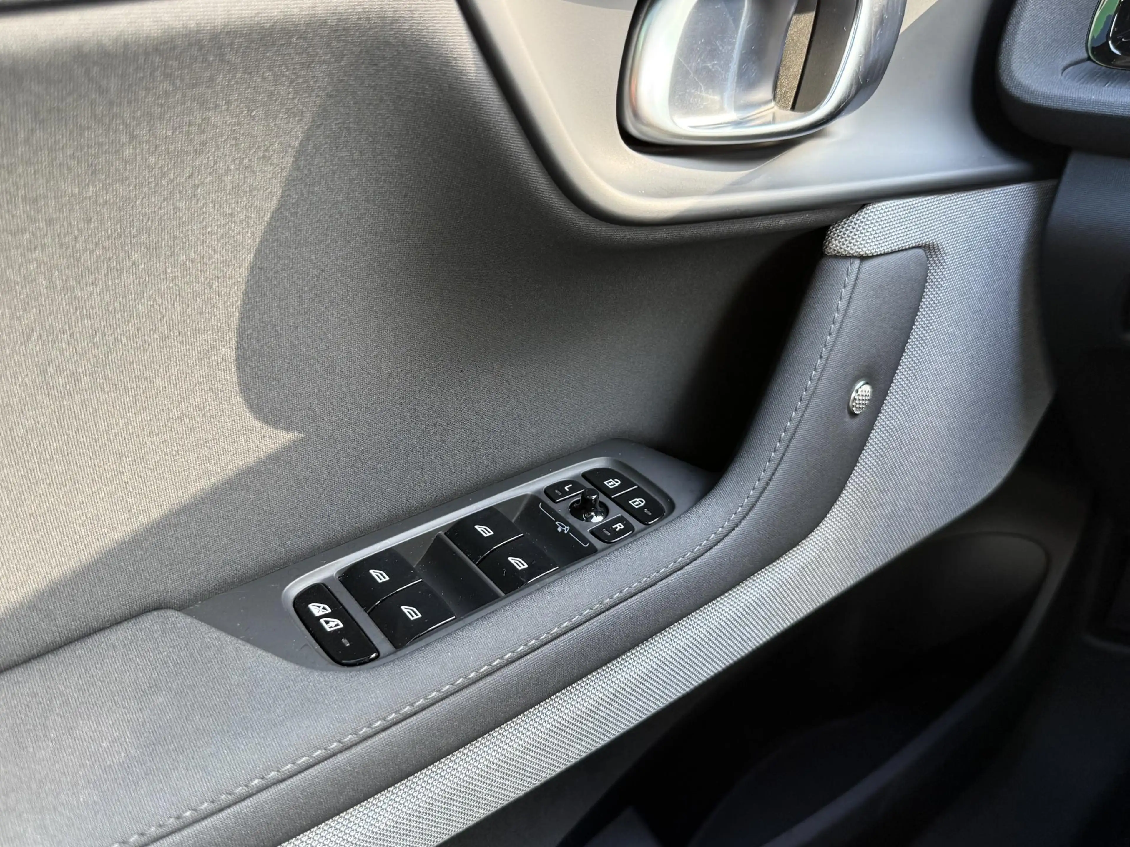 Polestar 2 Standard Range Single Motor 69 kWh |Pilot|Plus| — photo 26