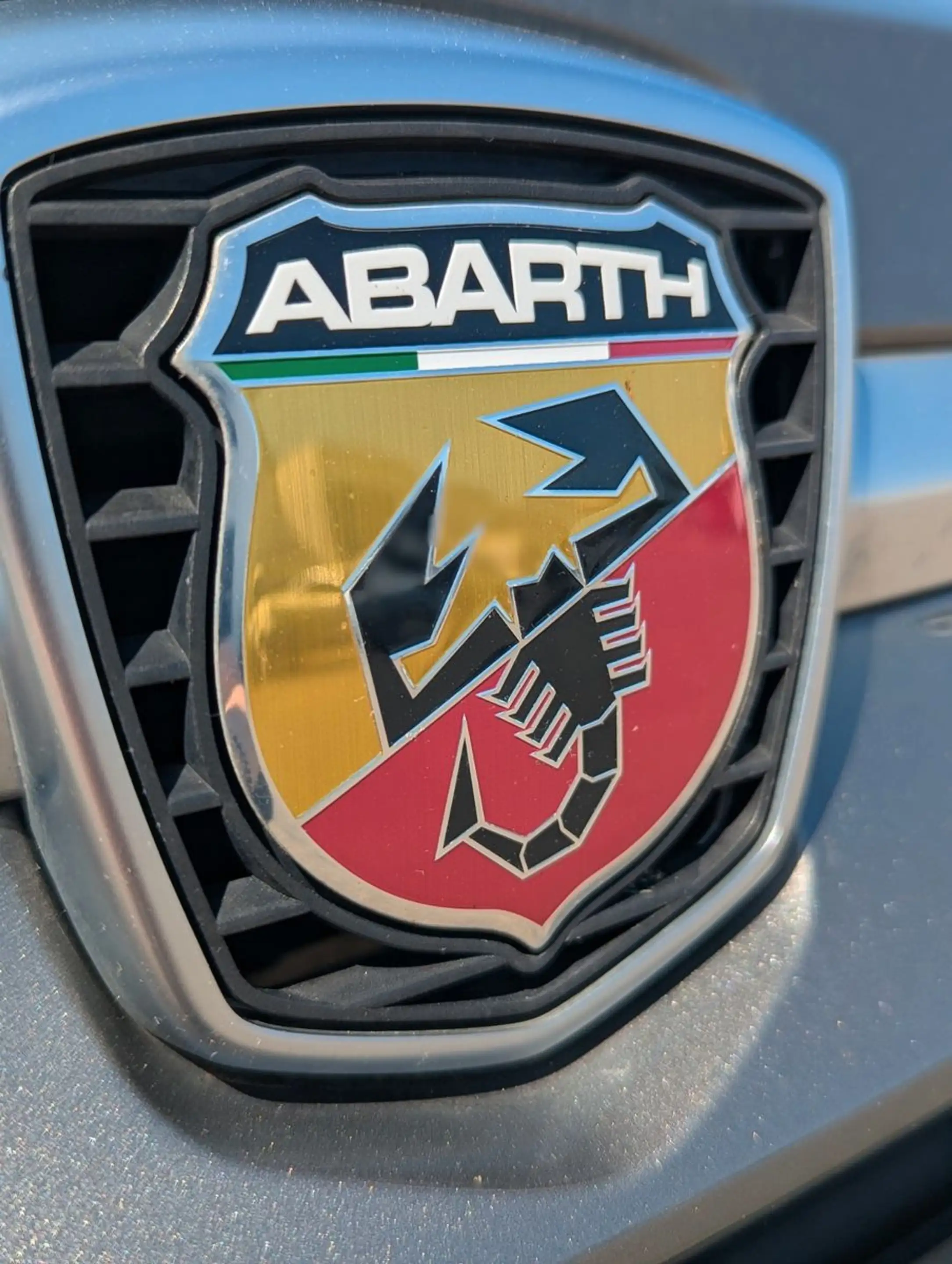Abarth 500 Cabrio 595 C Pista — photo 14