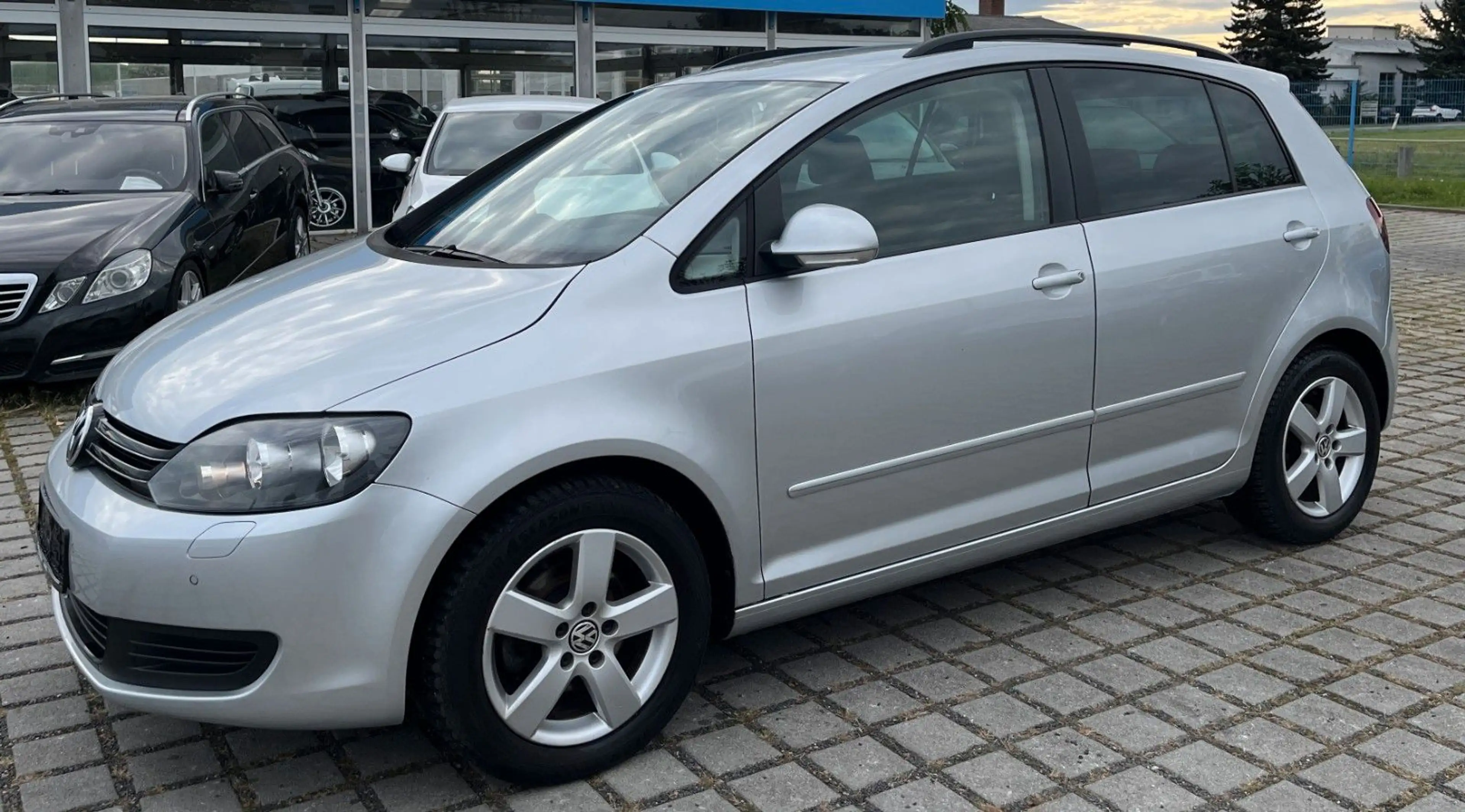 Volkswagen Golf Plus 1.2 TSI Comfortline — photo 3