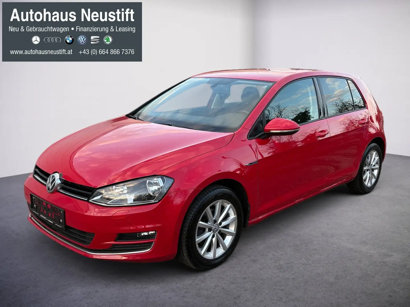 Volkswagen Golf Golf VII 1.2 TSI Lounge BlueMotion Tech Rot - 1