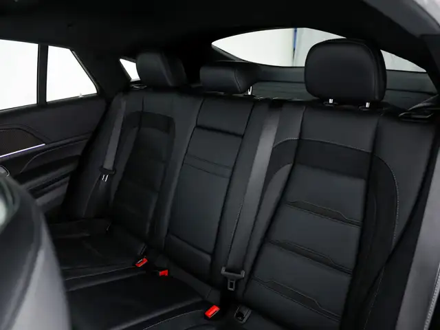 Mercedes-Benz Gle view 14