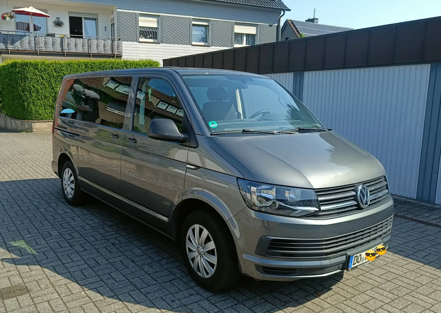 Volkswagen T6 Multivan Multivan Trendline Grau - 1