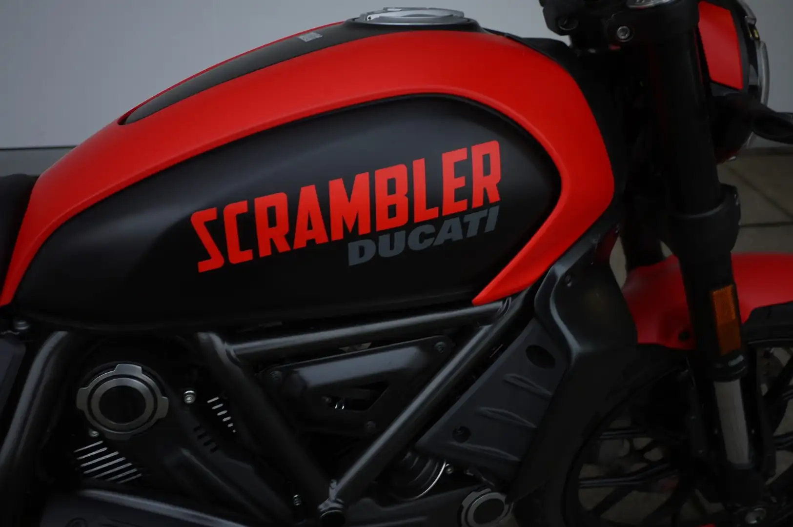Ducati Scrambler Rood - 2