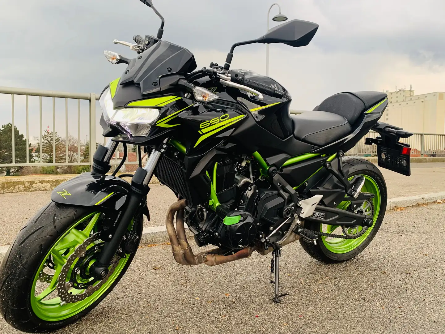 Kawasaki Z 650 Schwarz - 1