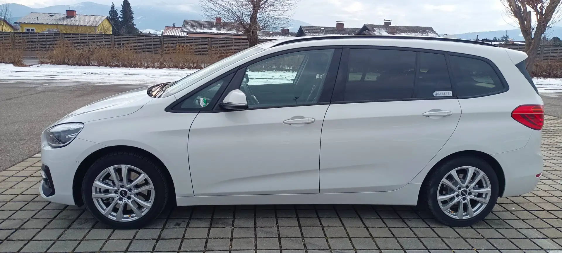 BMW 218 218d Gran Tourer Sport Line Aut. Sport Line Weiß - 2