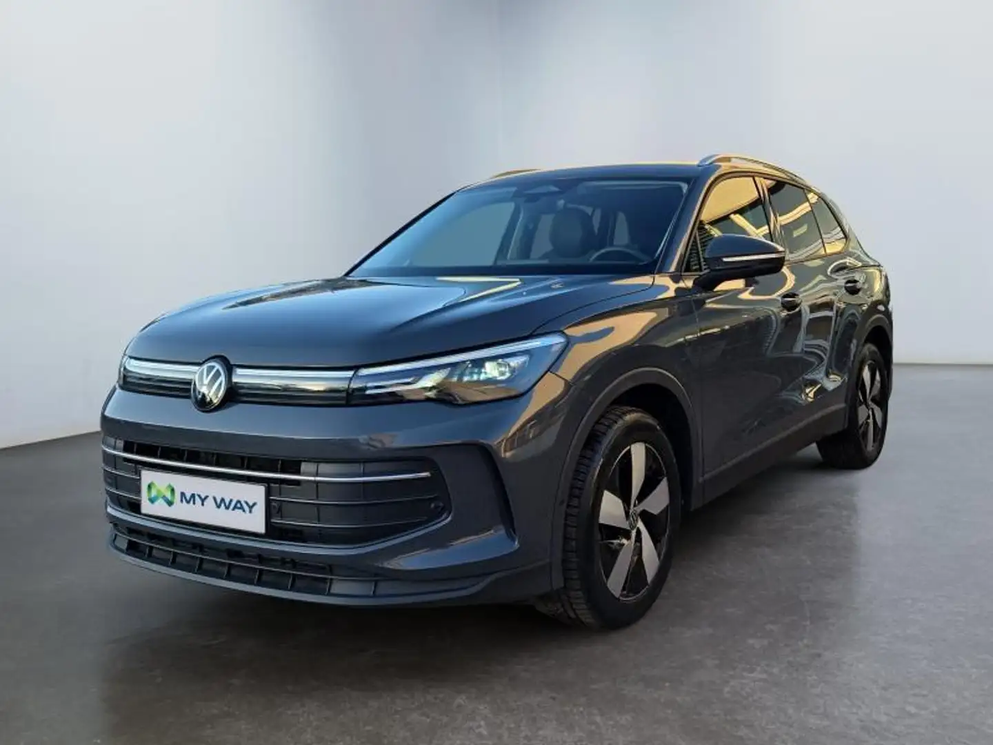 Volkswagen Tiguan Life*Semi-Cuir*Automatique*Caméra*GPS*Carplay Gris - 1