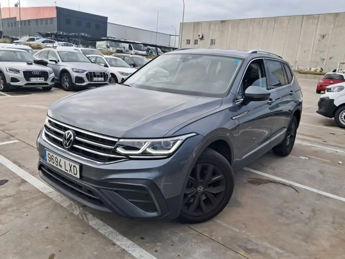 Volkswagen Tiguan Life 2.0 TDI 110kW (150CV) DSG Gris - 1