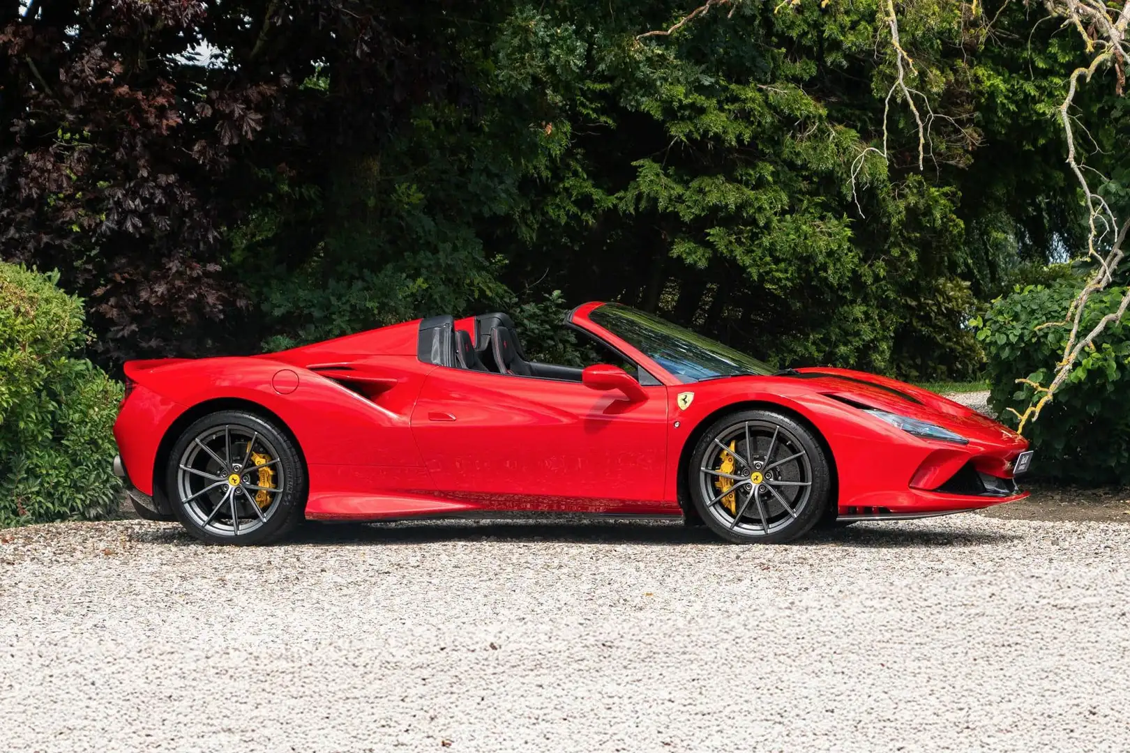Ferrari F8 Spider 3.9 V8 HELE Roşu - 1