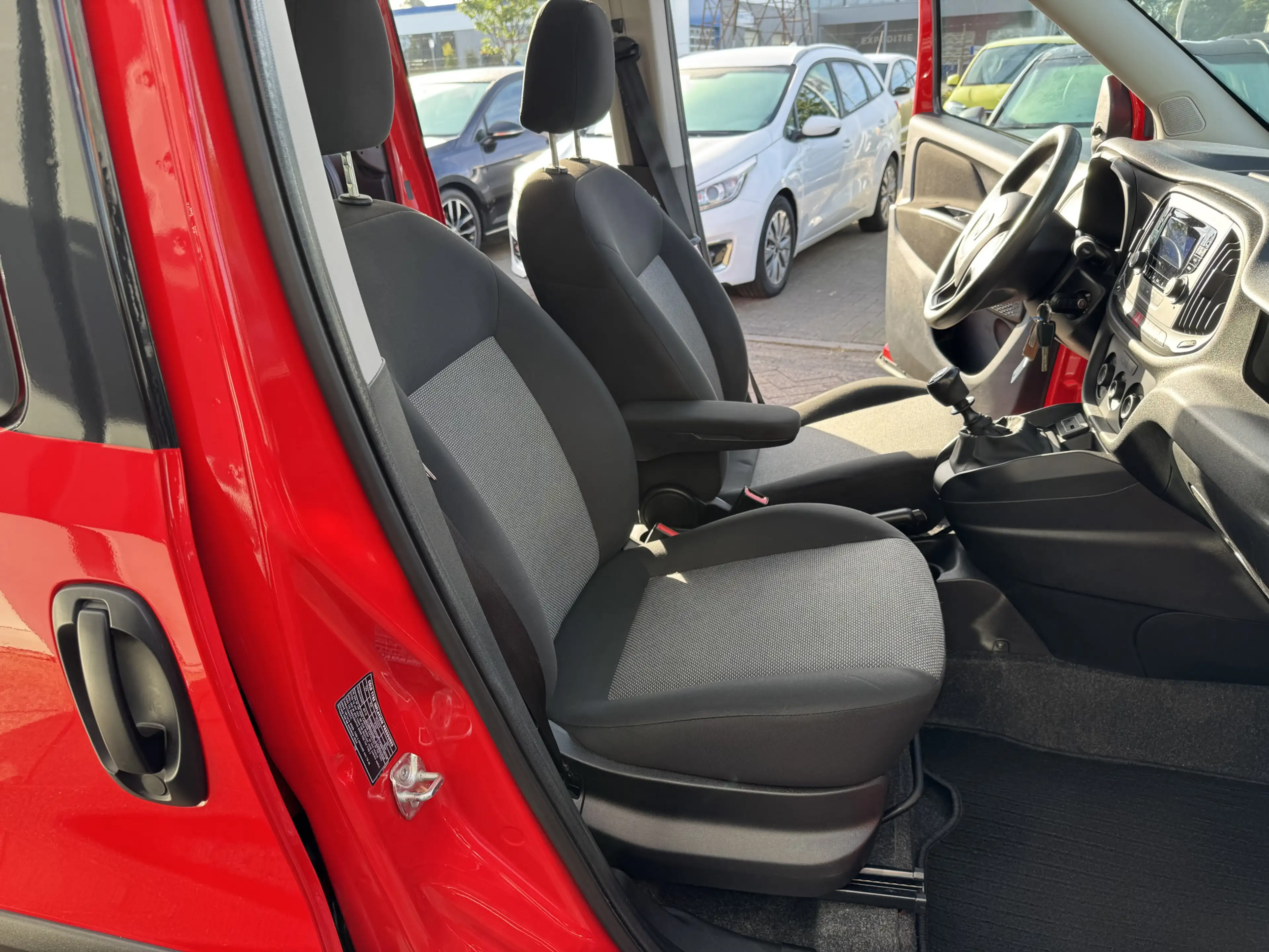 Fiat Doblo Cargo 1.4 T-Jet L1H1 SX 5 persoons — photo 9