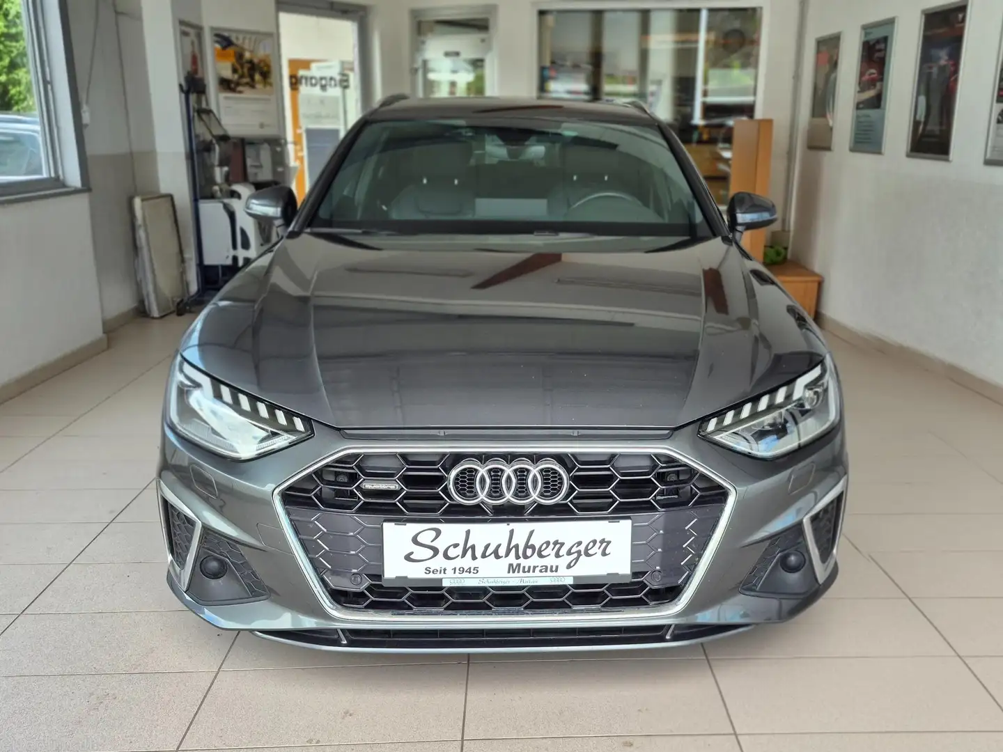 Audi A4 40 TDI quattro S line Grau - 2