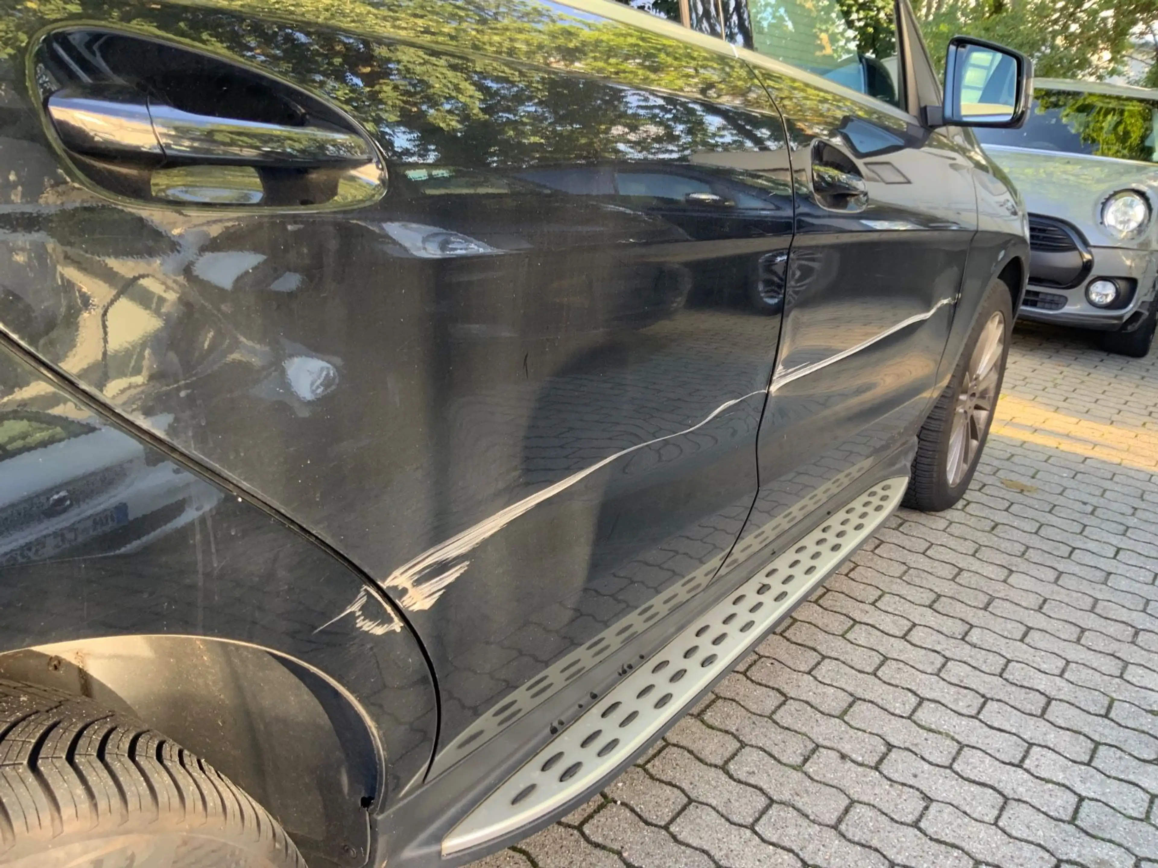 Mercedes-Benz ML 350 CDI BlueTec 4Matic 2.Hand/Scheckheft — photo 4
