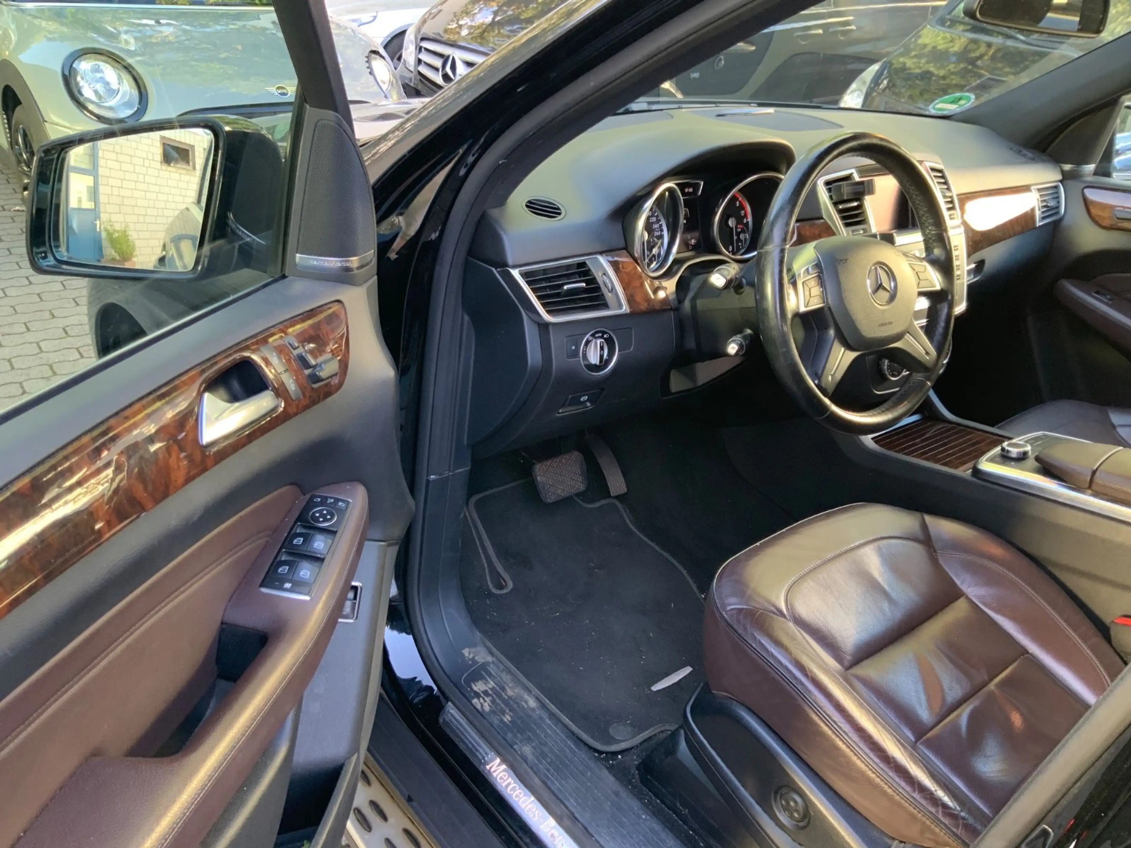 Mercedes-Benz ML 350 CDI BlueTec 4Matic 2.Hand/Scheckheft — photo 8