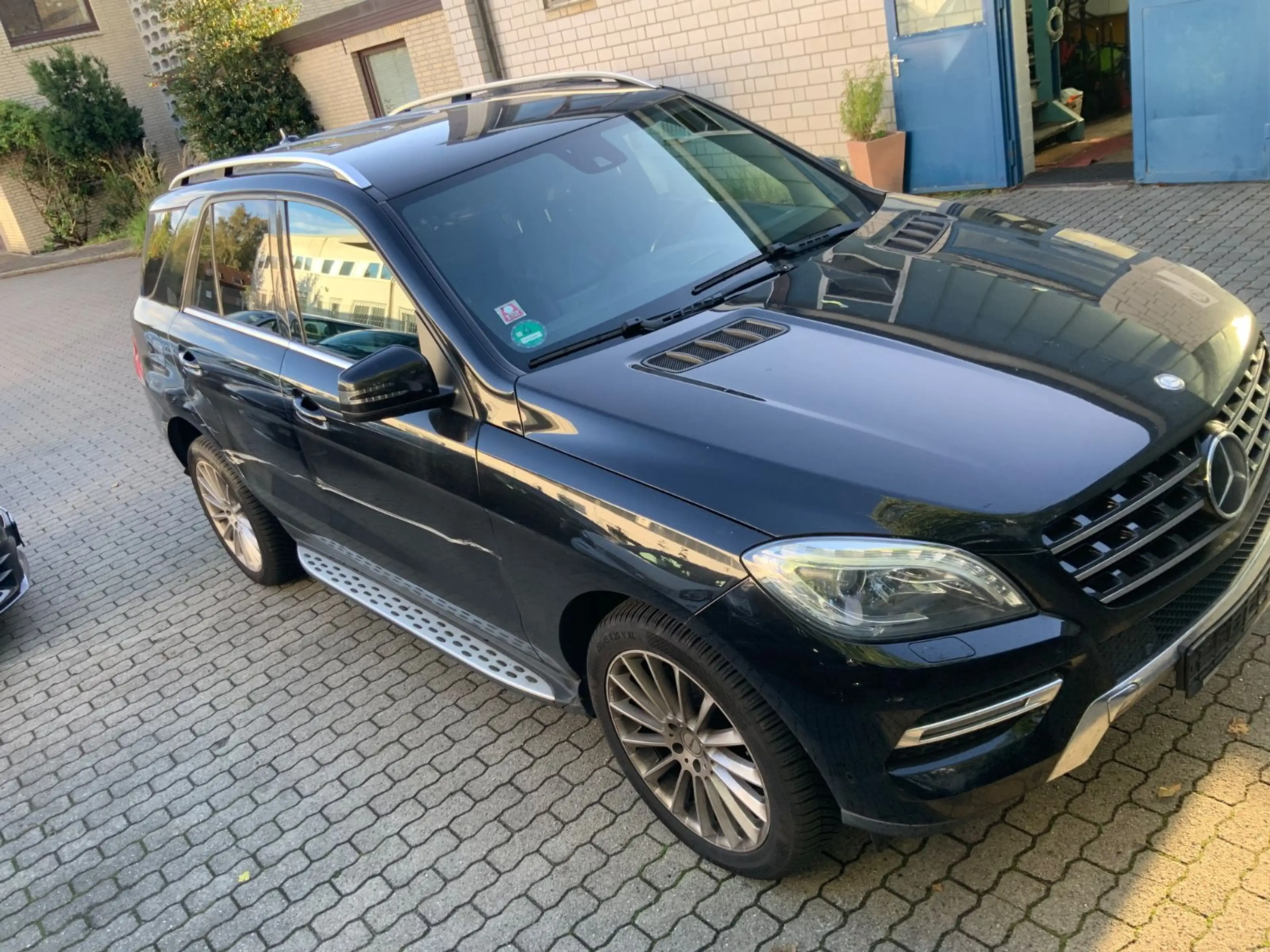 Mercedes-Benz ML 350 CDI BlueTec 4Matic 2.Hand/Scheckheft — photo 17