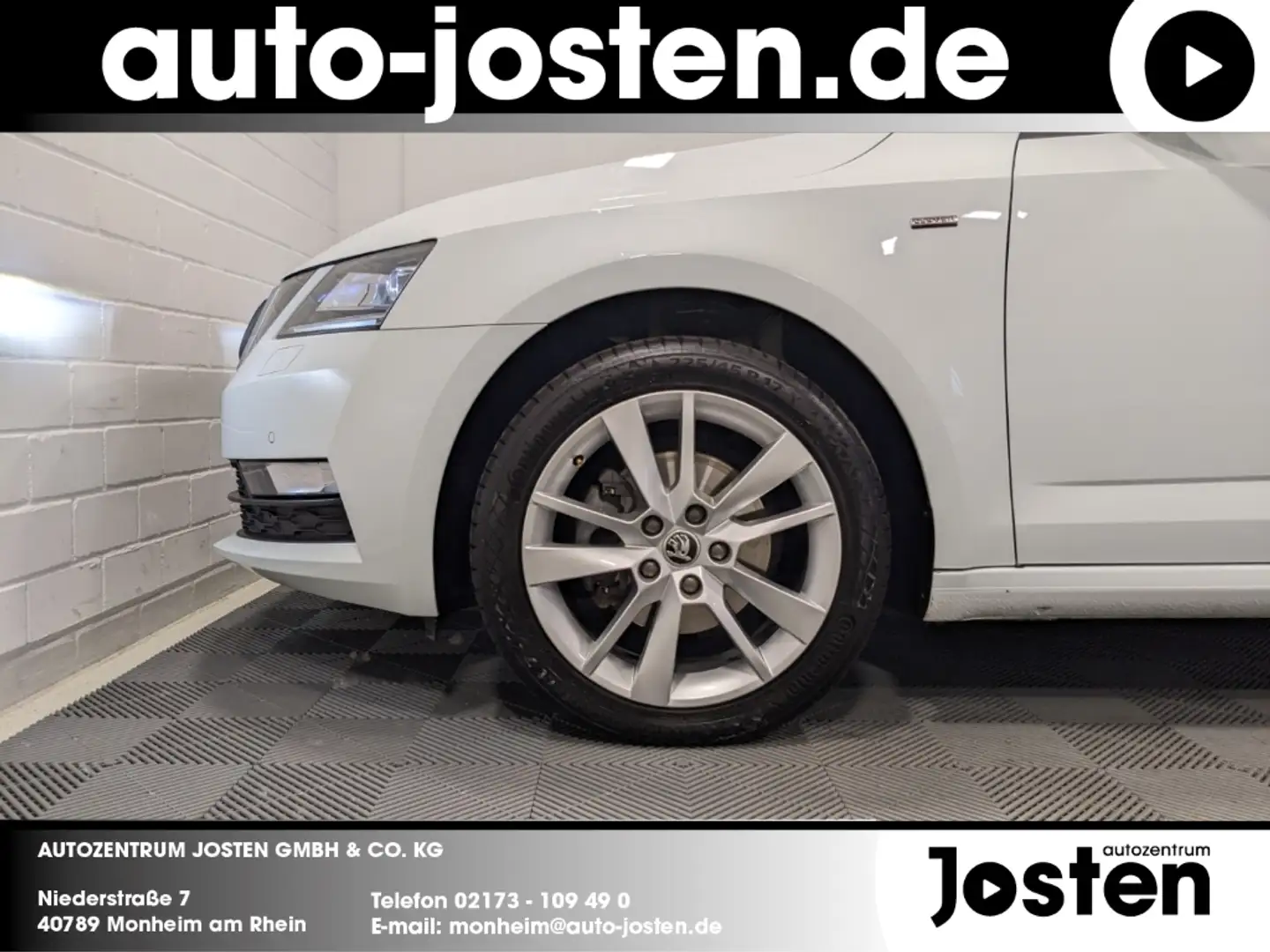 Skoda Octavia Clever 1.5 TSI ACC NAVI LED AHK PDC Blanc - 2