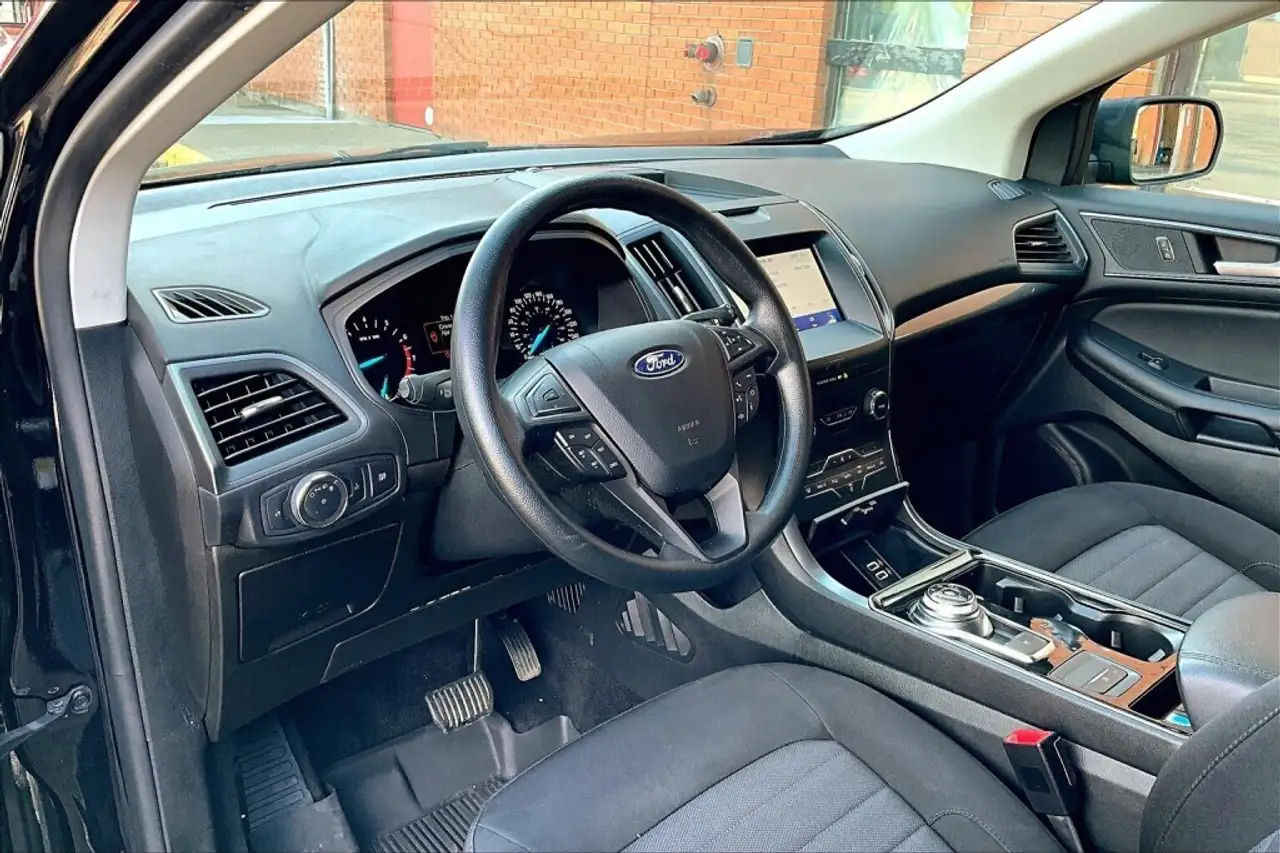 Ford Edge снимка Ford Edge