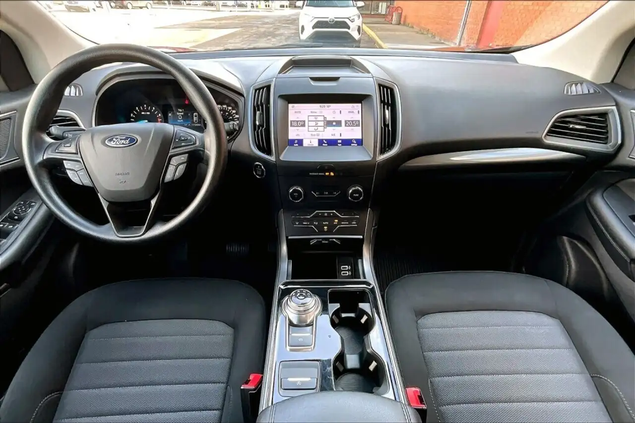 Ford Edge снимка Ford Edge