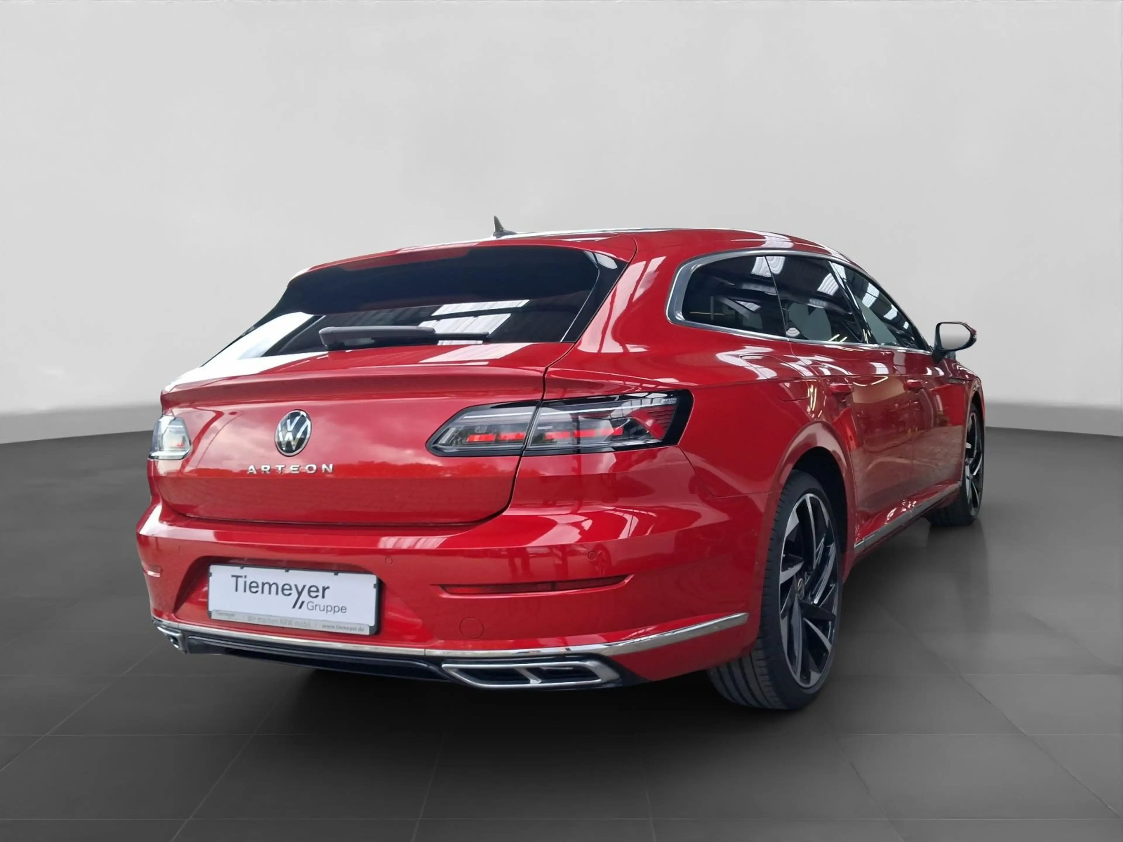 Volkswagen Arteon 2.0 TDI DSG R-LINE LM20 PA — photo 3