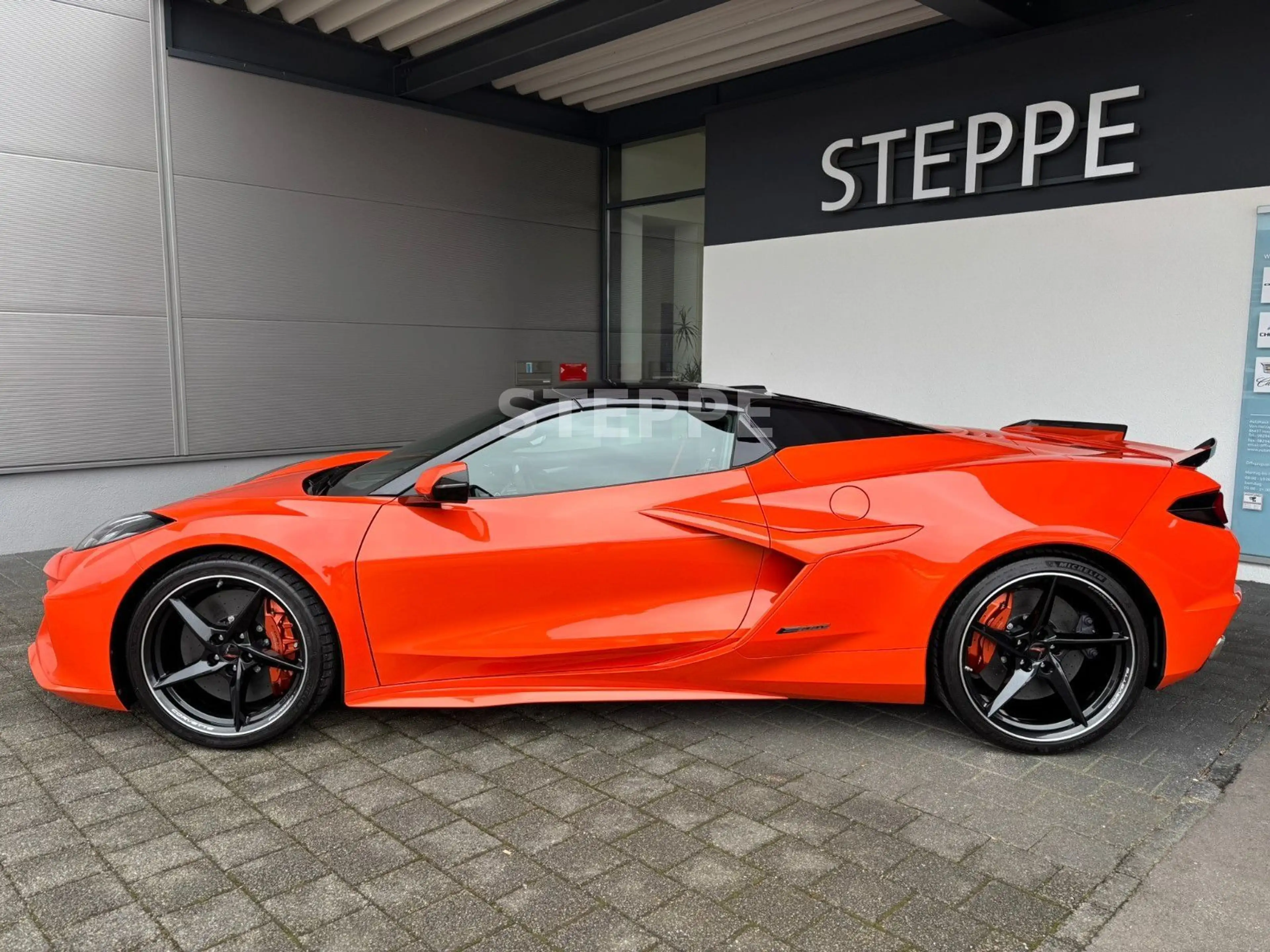 Corvette C8 E-Ray 3LZ Convertible EU-Mod Herst.Garantie — photo 4