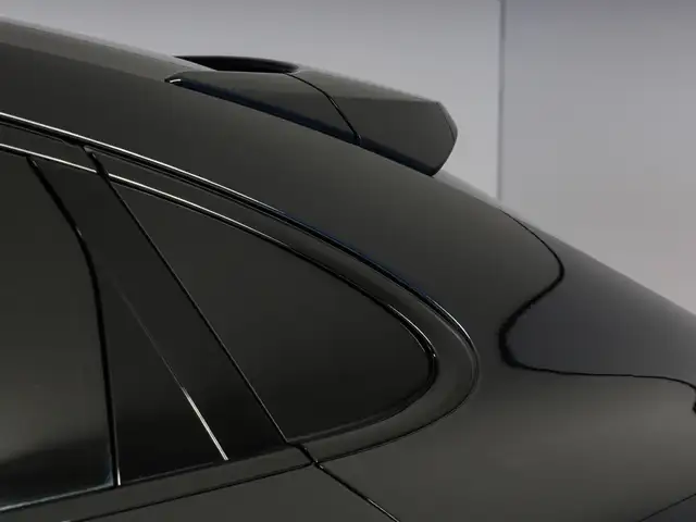 Porsche Cayenne view 12