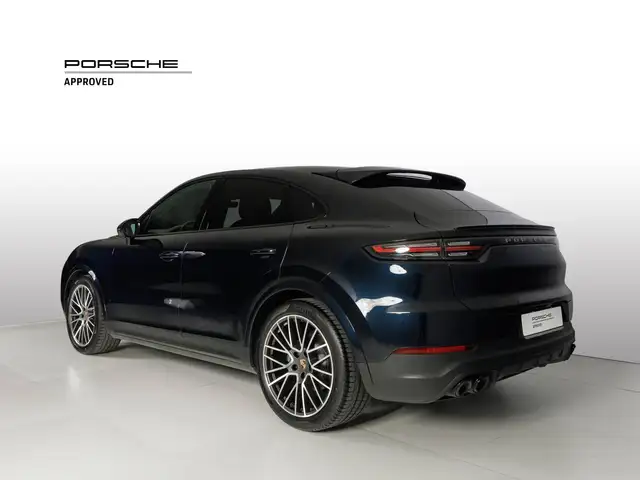 Porsche Cayenne view 7