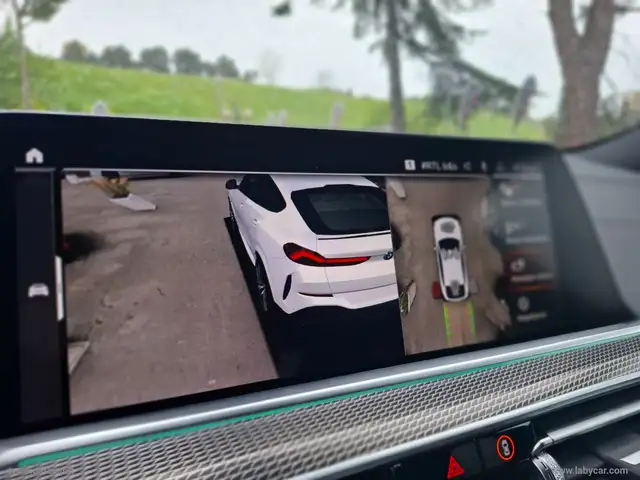 BMW X6 M view 8