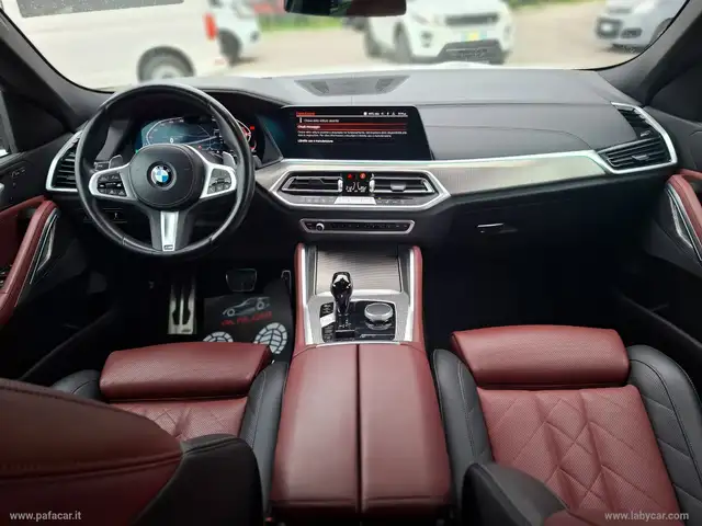 BMW X6 M view 10