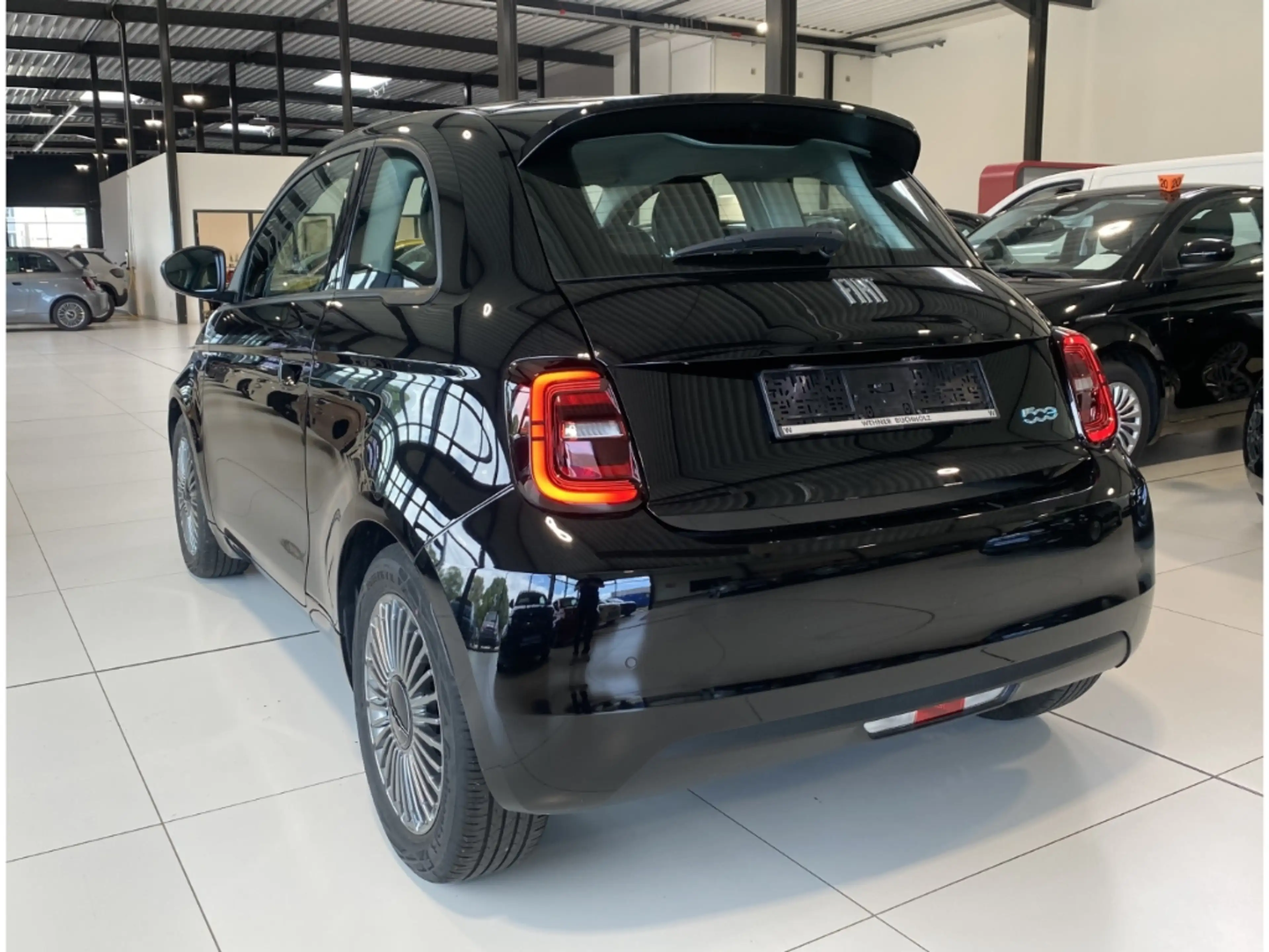Fiat 500e e Icon *Apple Car Play *Tempomat — photo 7