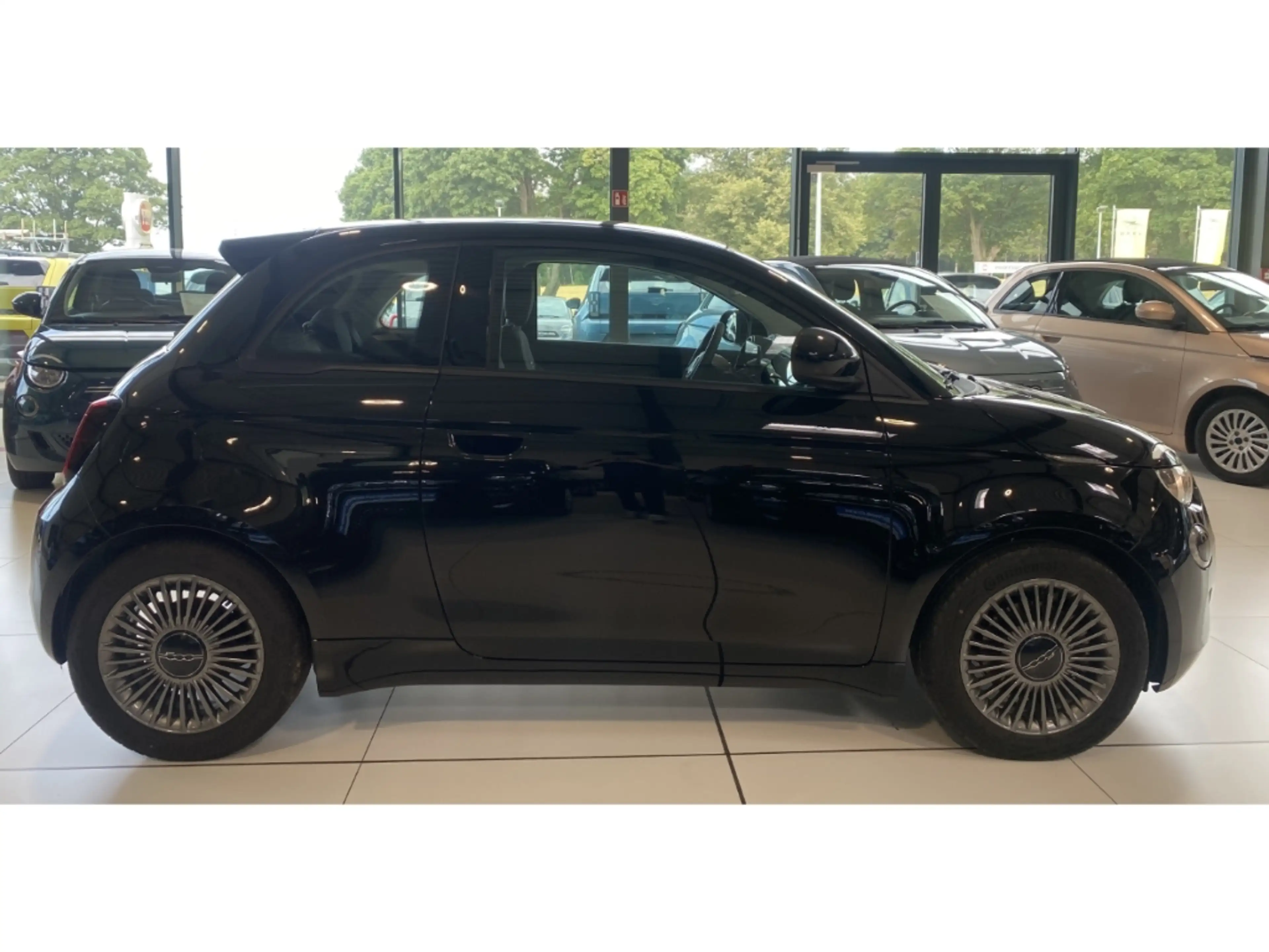 Fiat 500e e Icon *Apple Car Play *Tempomat — photo 5