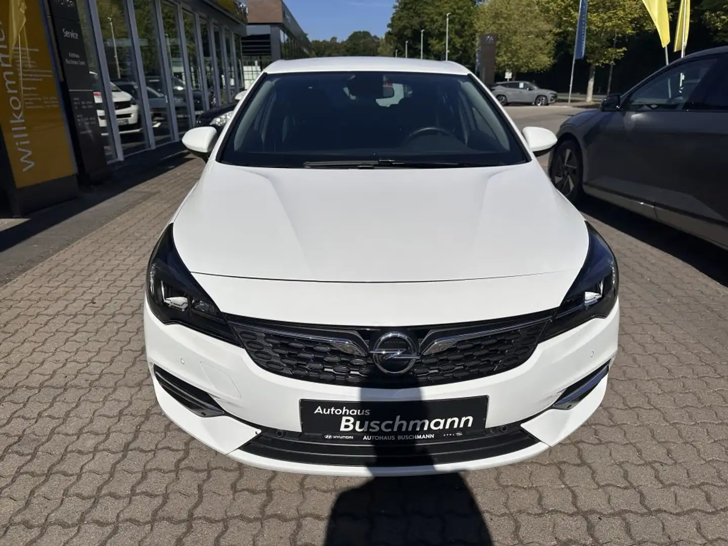 Opel Astra Edition +WINTERPAKET+RFK+ Weiß - 2