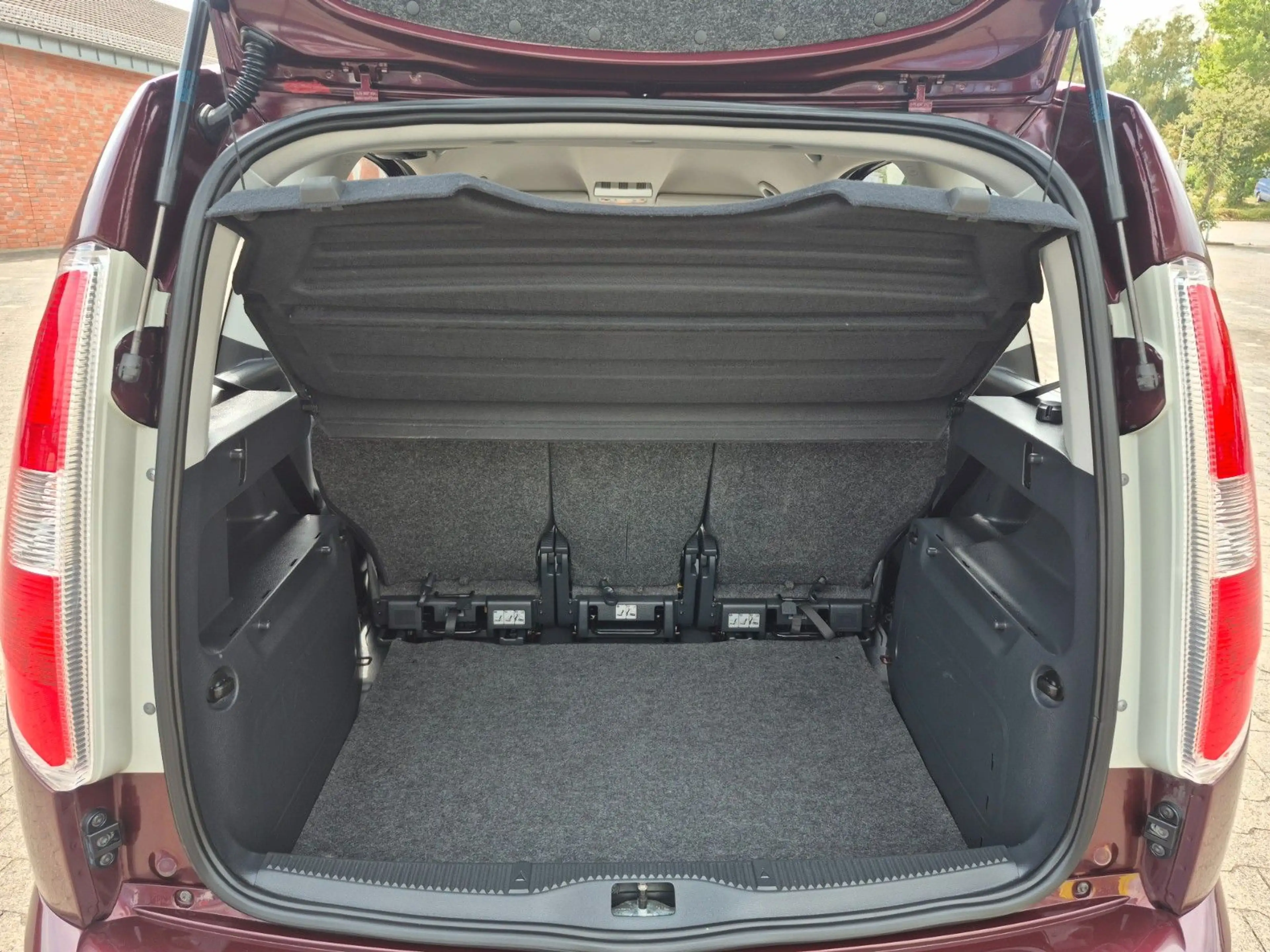 Skoda Roomster Active Plus Edition Klima PDC Garantie — photo 8