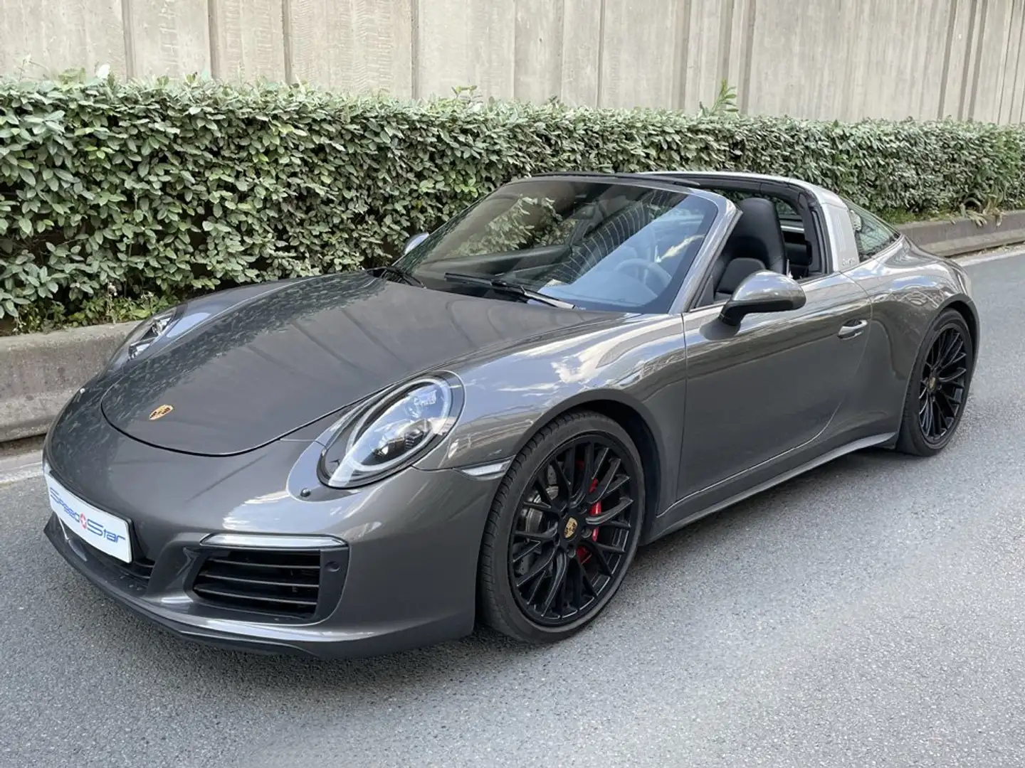 Porsche 991 911 - 991 (3.0) Targa 4S PDK, Mod. 2017 Gris - 1
