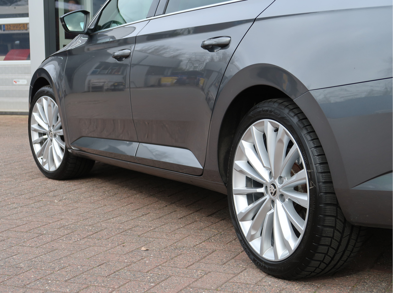 Skoda Superb Combi 1.5 TSI 150pk DSG Business Edition | trekhaa — photo 9