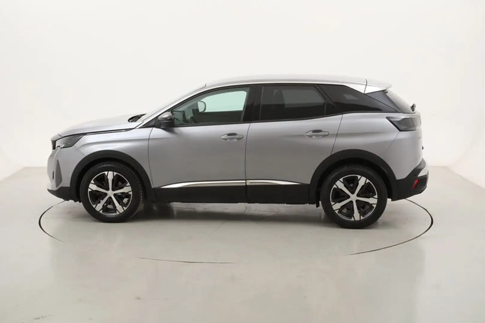 Peugeot 3008 Allure Pack EAT8 1.5 Diesel 131CV Grigio - 2