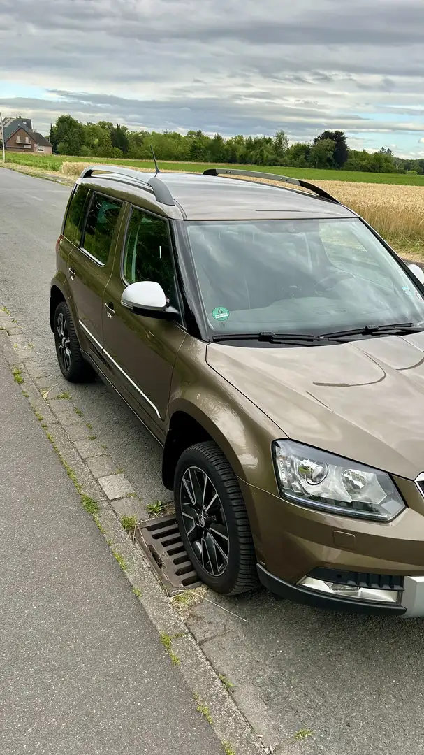 Skoda Yeti Outdoor 1.2 TSI DSG Adventure - 2