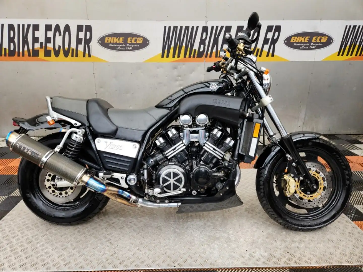 Yamaha Vmax Negru - 1