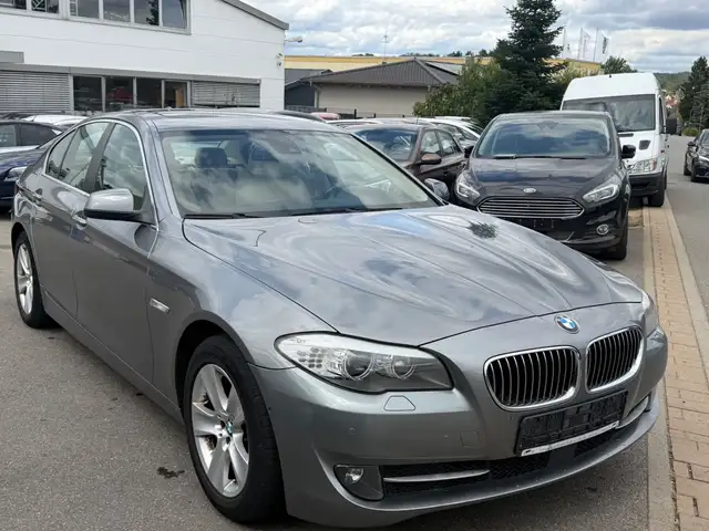 BMW 530 5 Limousine 530 d*NEU*TÜV*NAVI*Kamera*