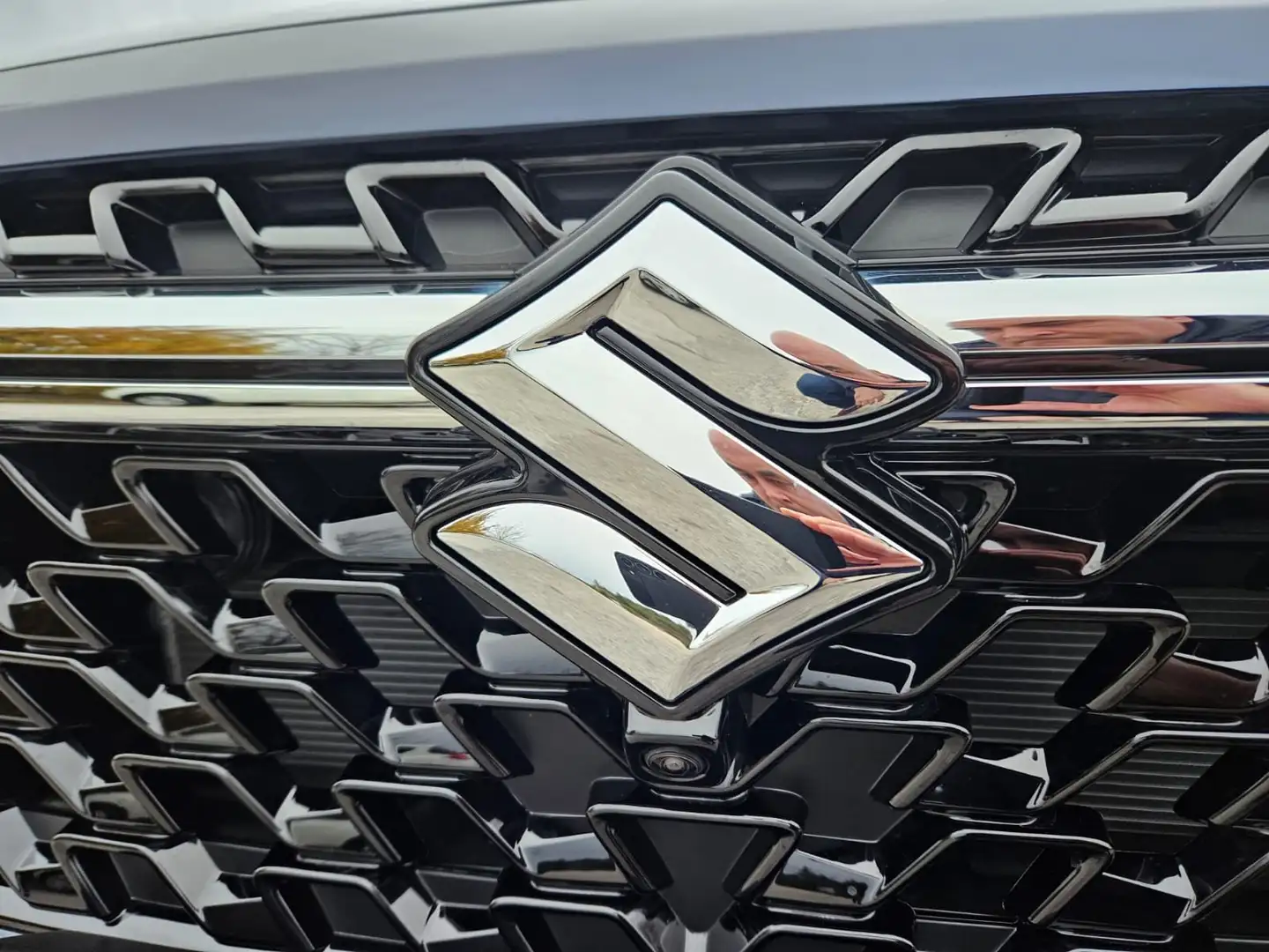 Suzuki S-Cross 1.4 HYBRID GPL 4X4 TOP Beyaz - 1