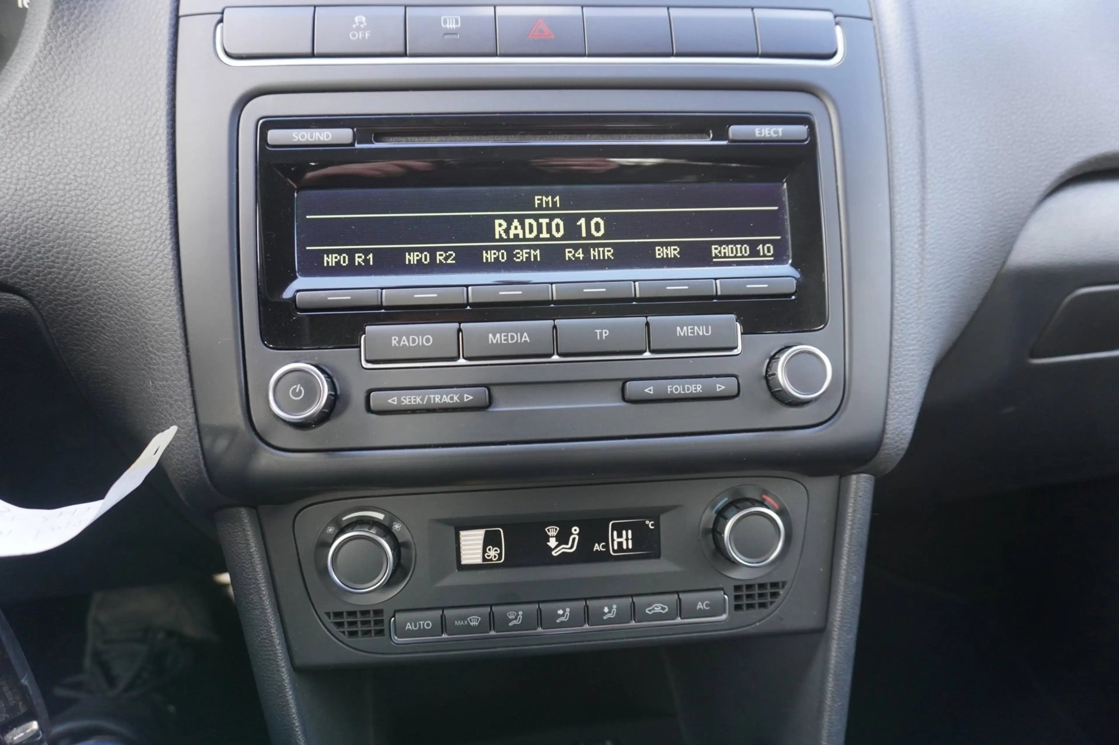 Volkswagen Polo Cross 1.2 TSI Clima Cruise — photo 15