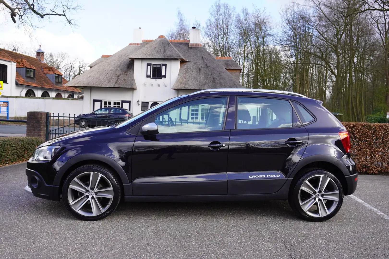 Volkswagen Polo Cross 1.2 TSI Automaat Clima Cruise Pdc Negro - 2