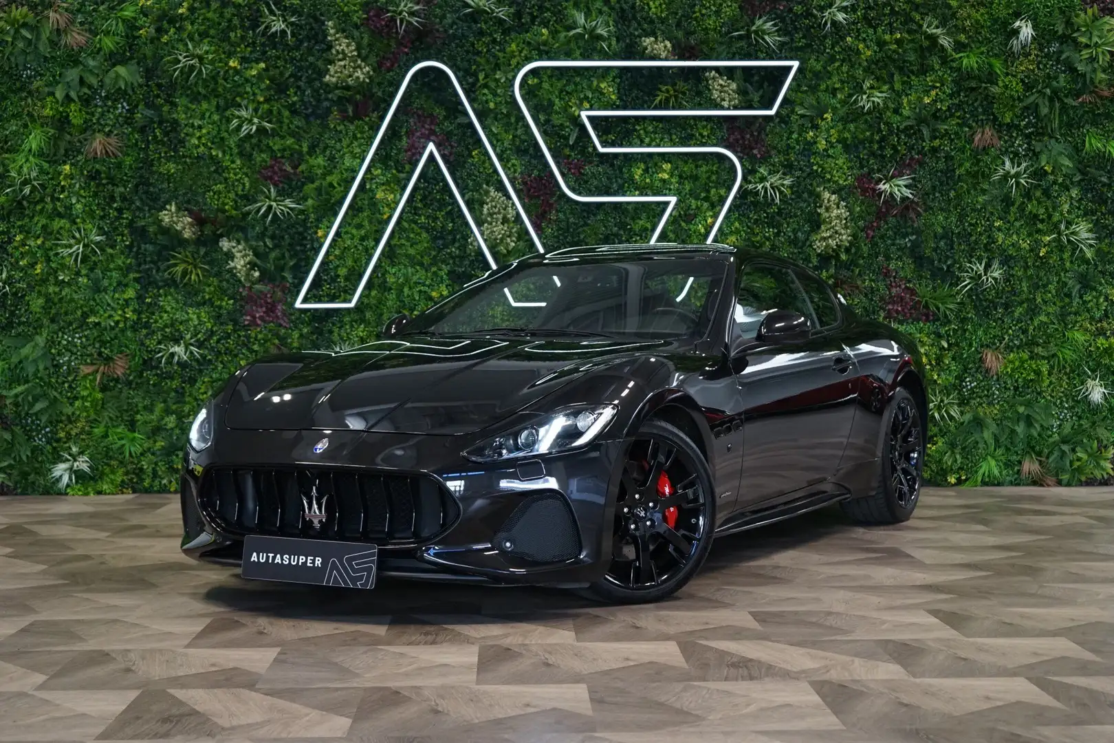 Maserati GranTurismo 4.7 V8 Sport 460 ch Noir - 1