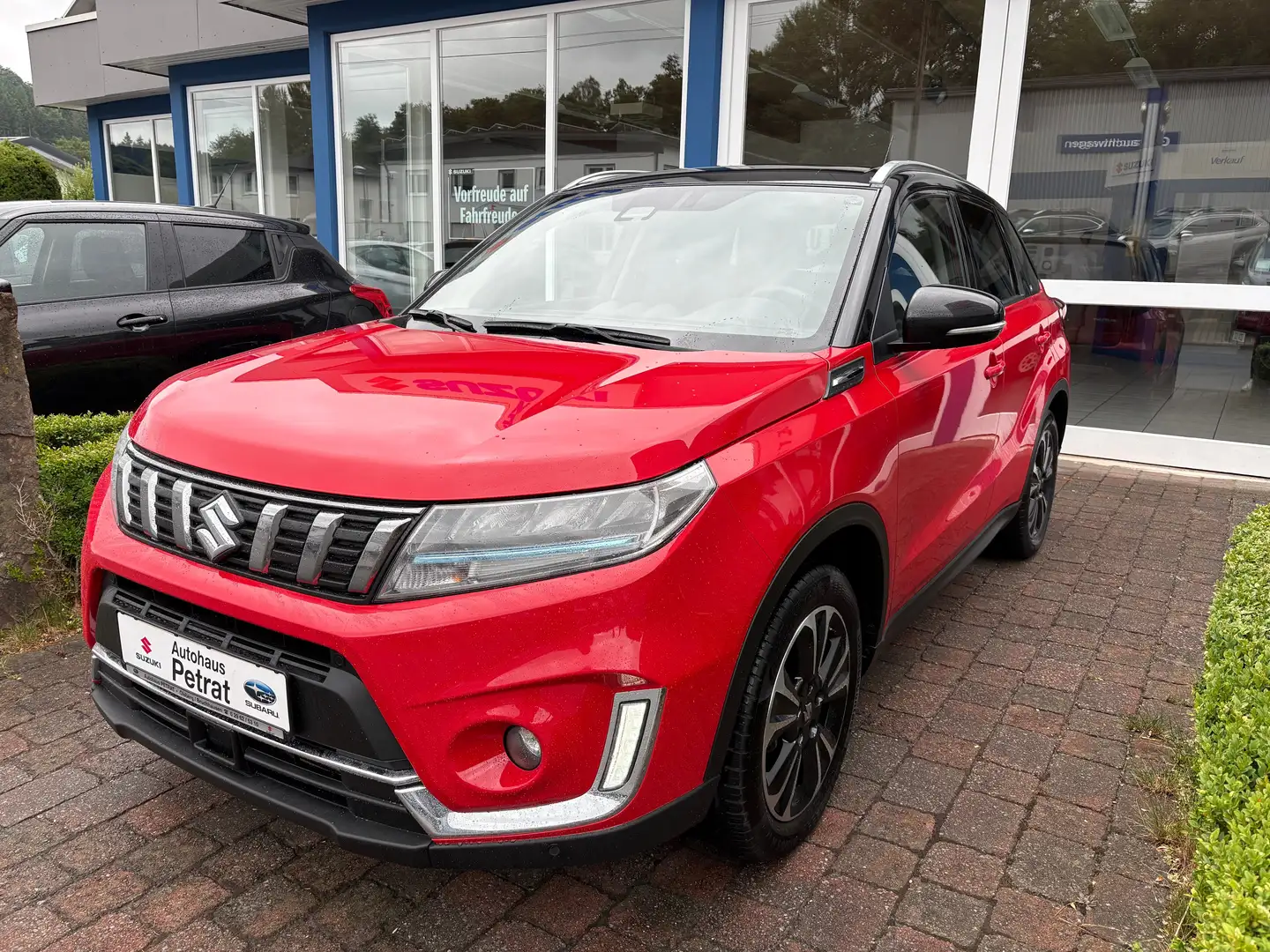 Suzuki Vitara 1.4 Boosterjet Hybrid Allgrip Comfort+ Rot - 1