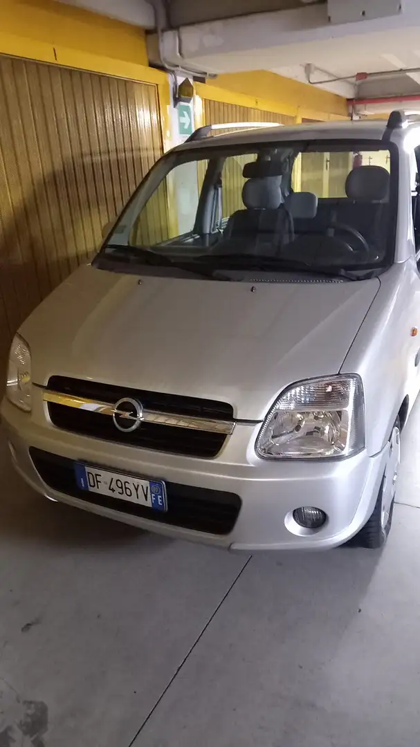 Opel Agila Club - 1