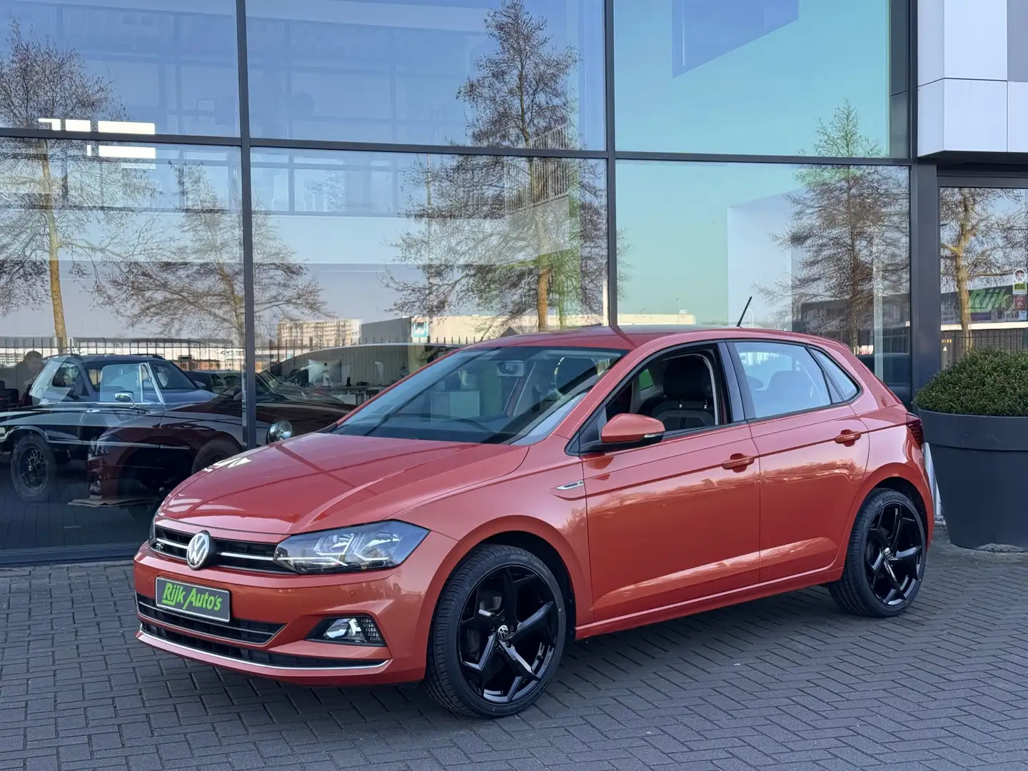 Volkswagen Polo 1.0 TSI Highline * Stoelverwarming * Cruise Contro Oranžová - 2