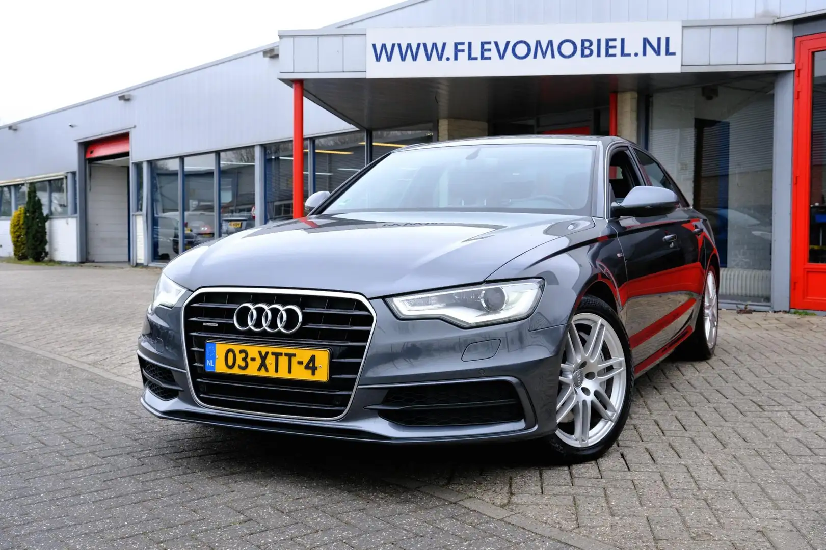 Audi A6 Limousine 3.0 TDI BiT 313pk Quattro Pro Line Plus Сірий - 1